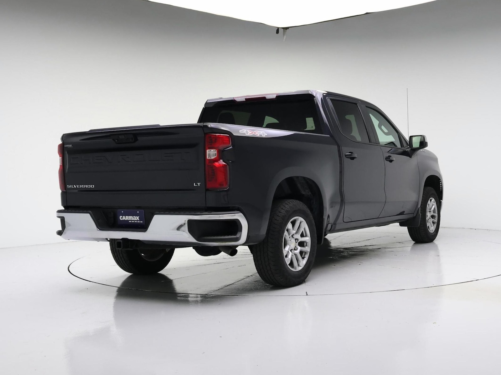 2022 Chevrolet Silverado 1500 LT - Photo 9