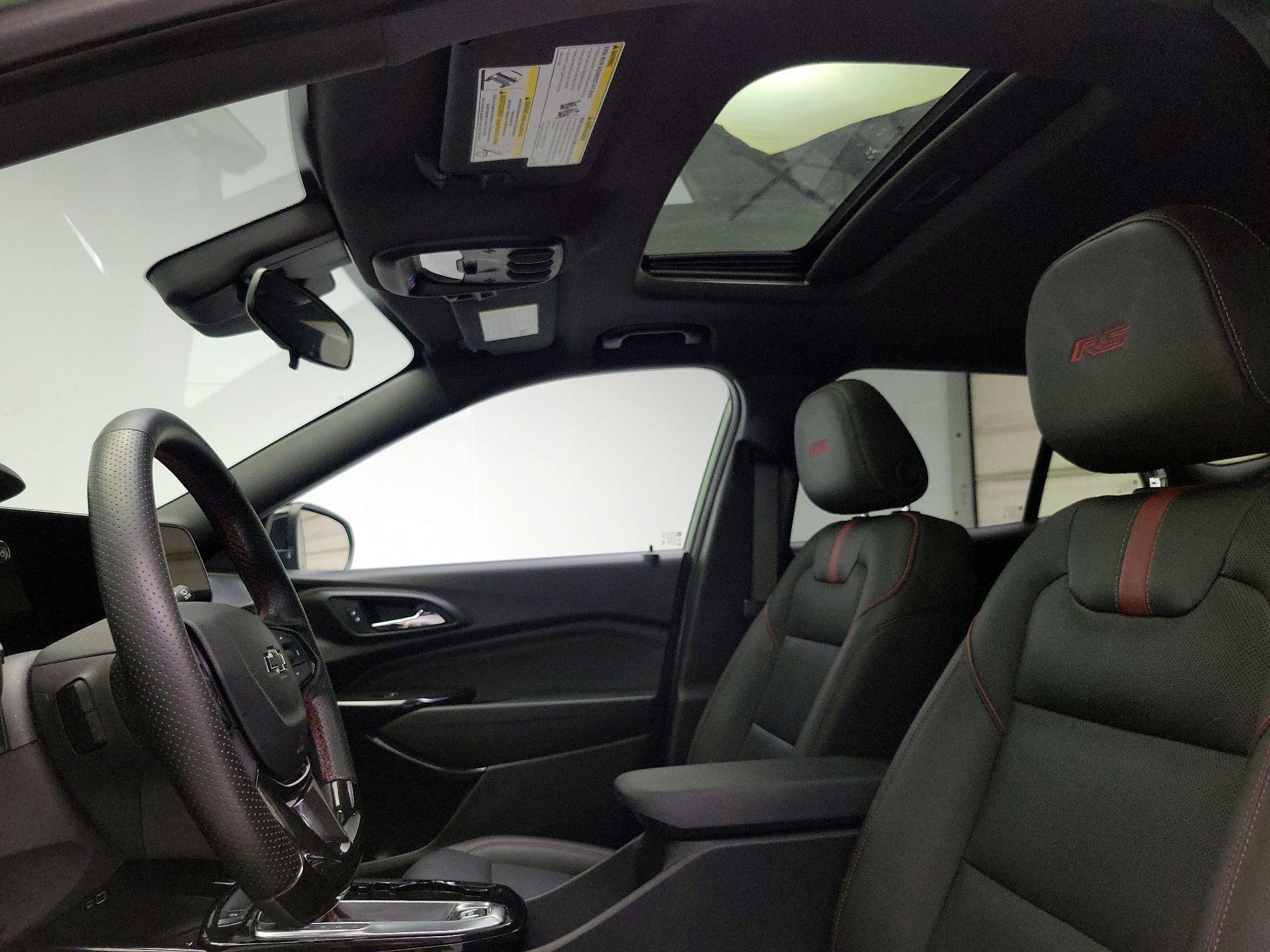 Thumbnail: 2024 Chevrolet Trax - 19