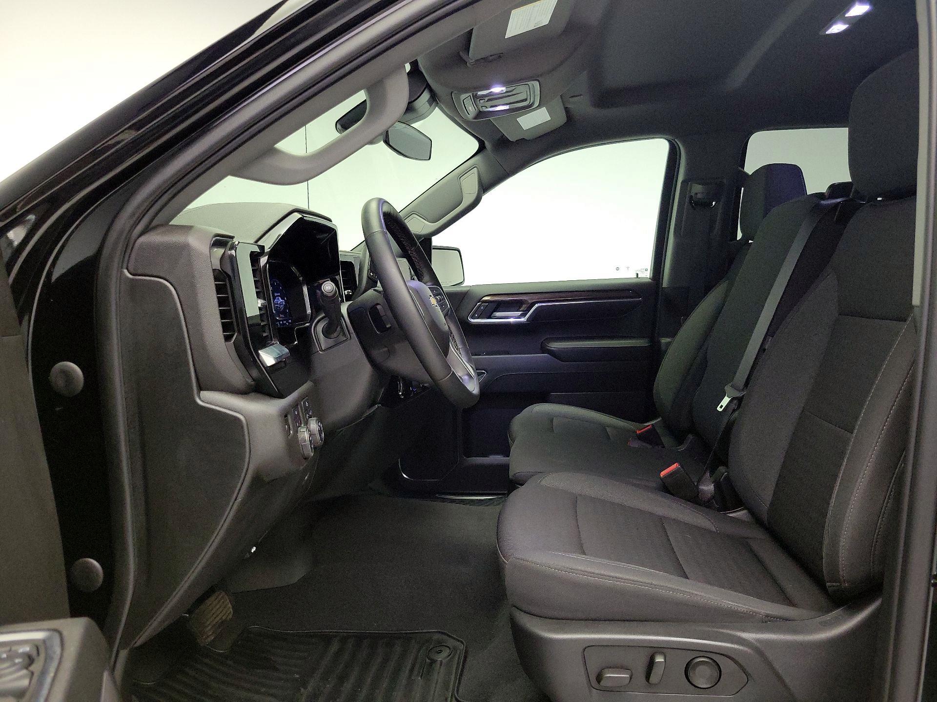 Thumbnail: 2023 Chevrolet Silverado 1500 - 11