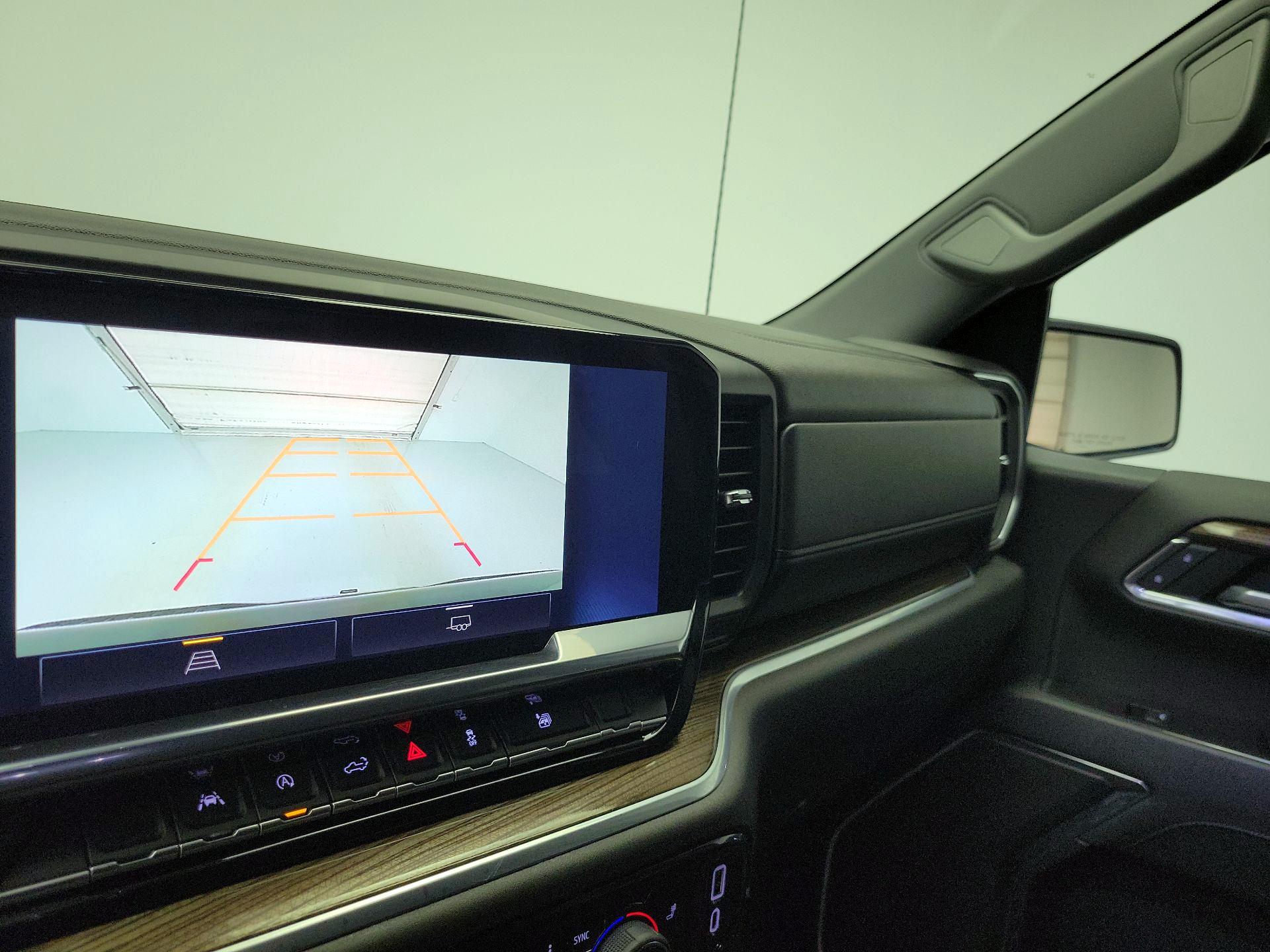 Thumbnail: 2023 Chevrolet Silverado 1500 - 14