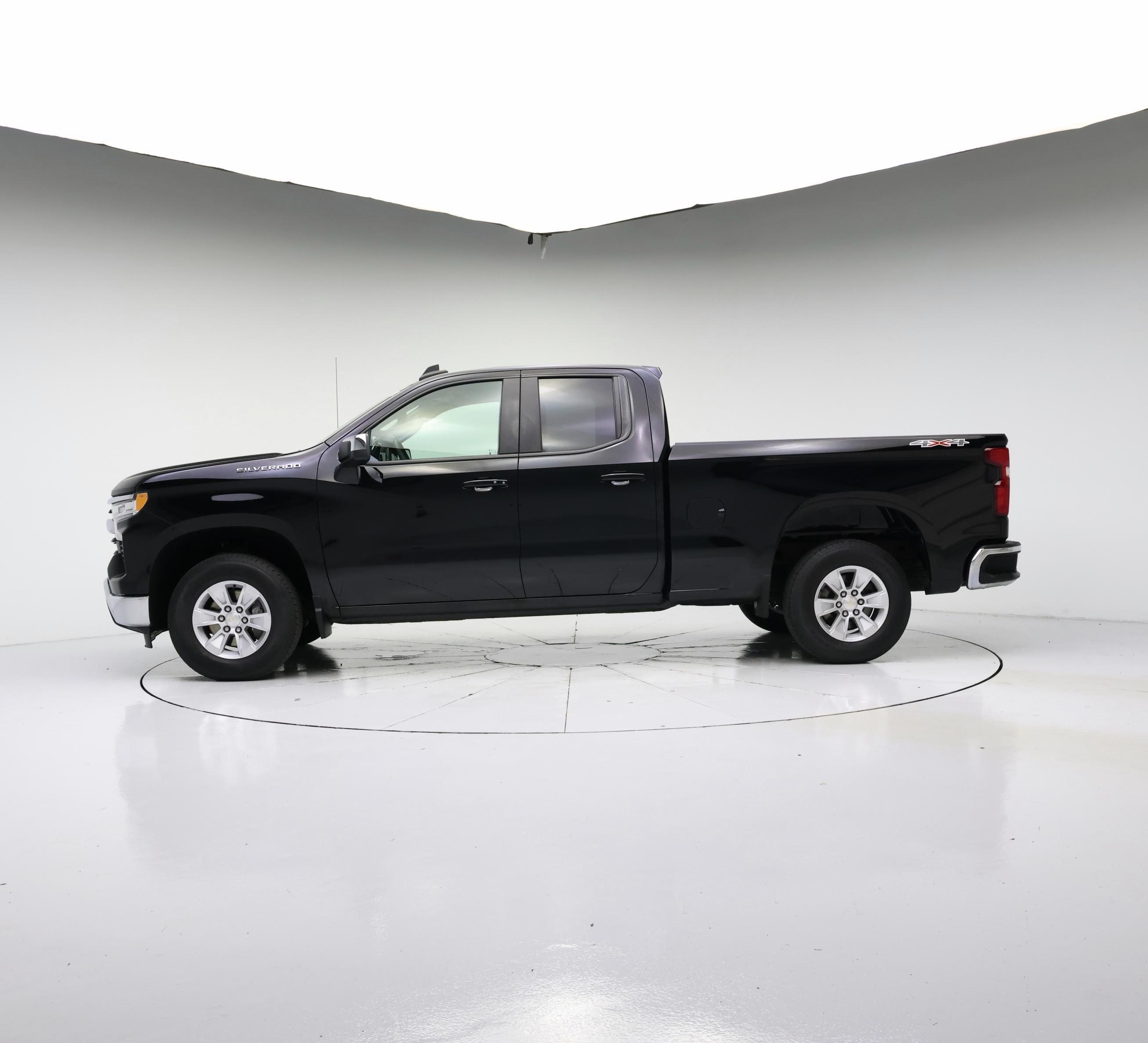 Thumbnail: 2023 Chevrolet Silverado 1500 - 3