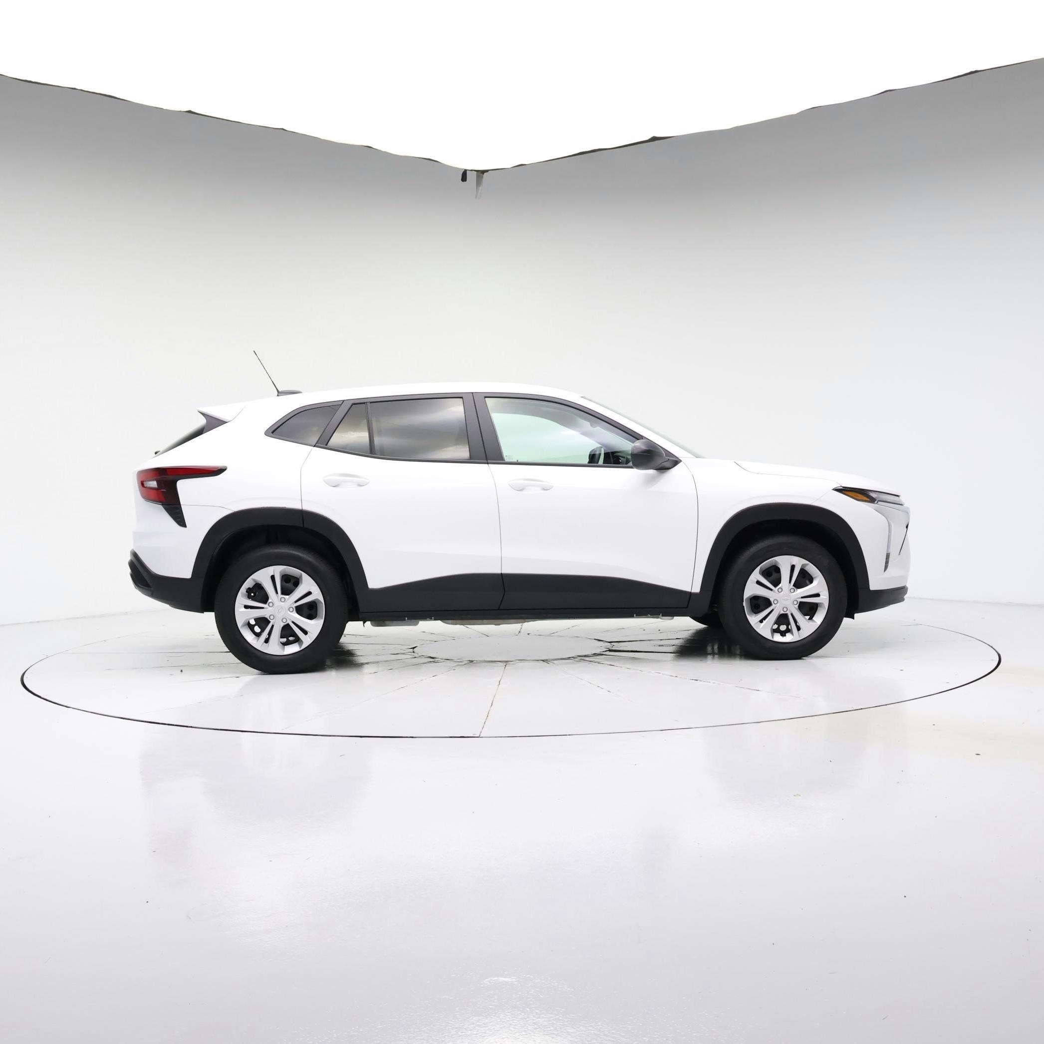 Thumbnail: 2024 Chevrolet Trax - 7