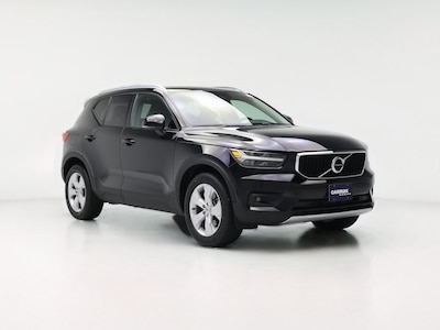 2022 Volvo XC40 T5 Momentum