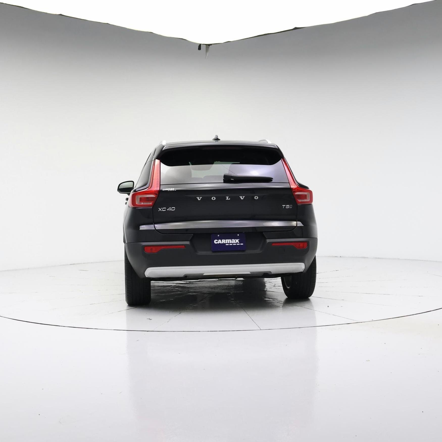 Thumbnail: 2022 Volvo XC40 - 6