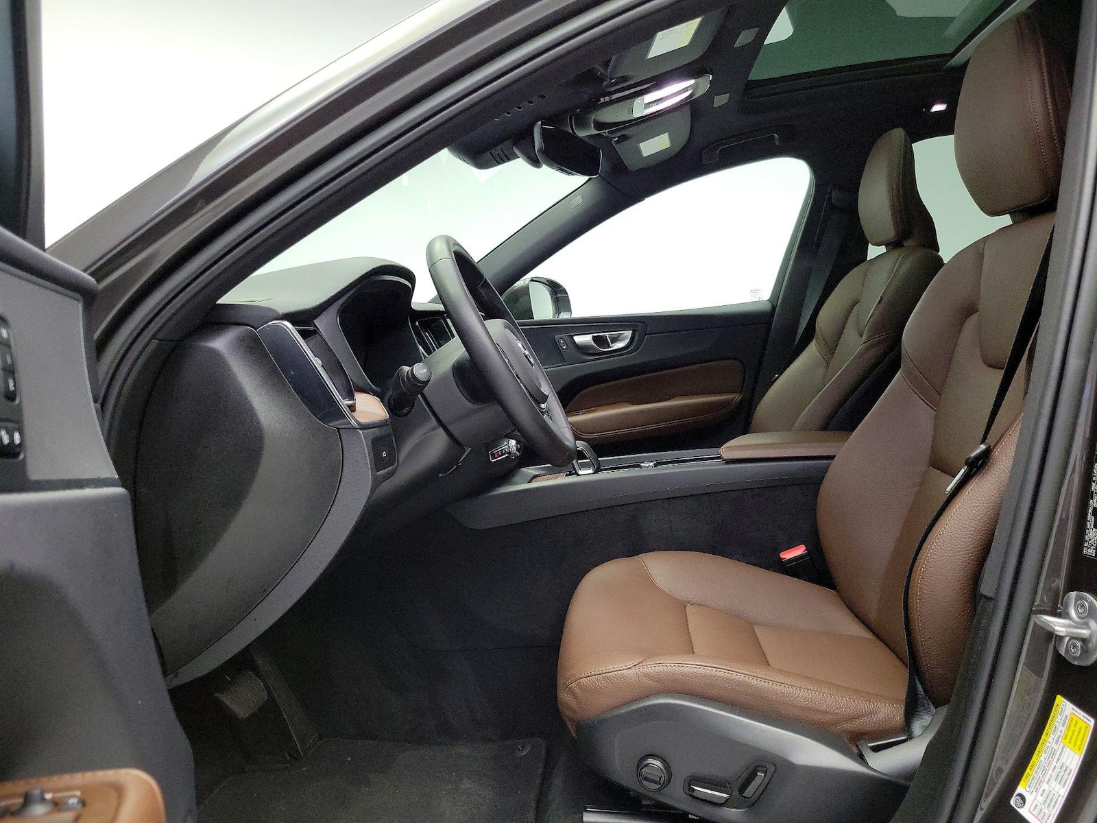 2023 Volvo XC60 Plus - Photo 12
