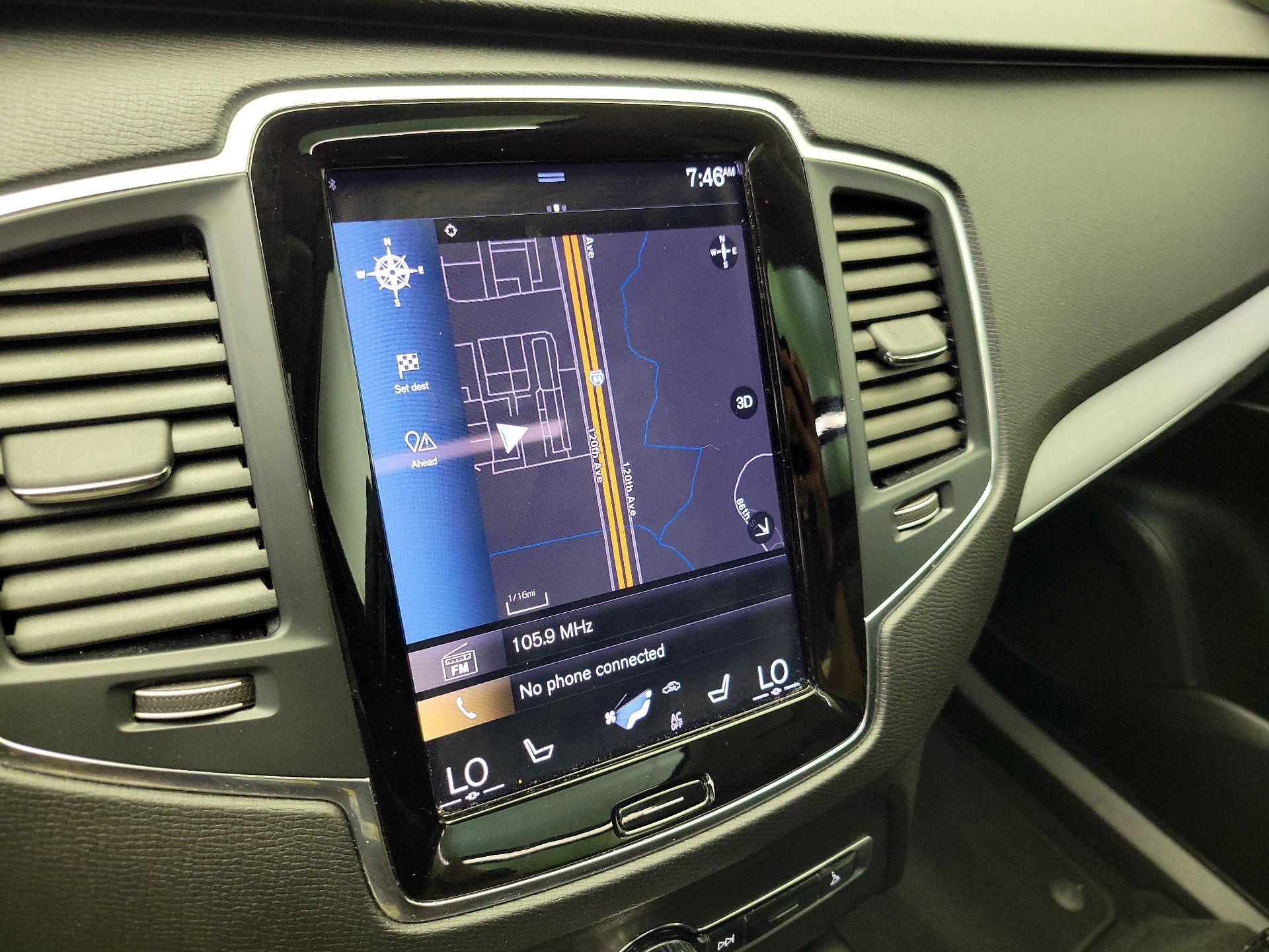 Thumbnail: 2022 Volvo XC90 - 14