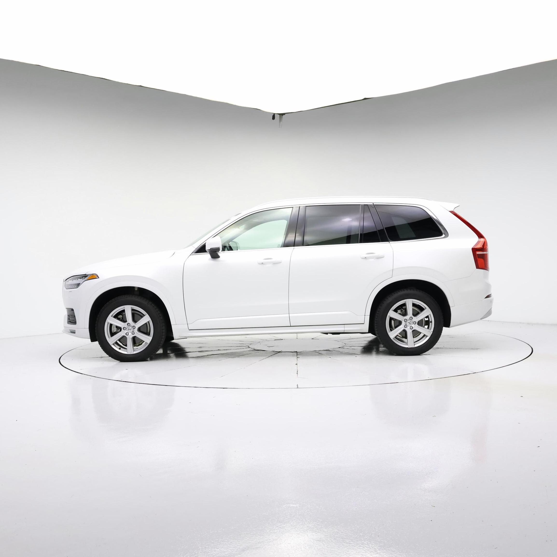 Thumbnail: 2022 Volvo XC90 - 3