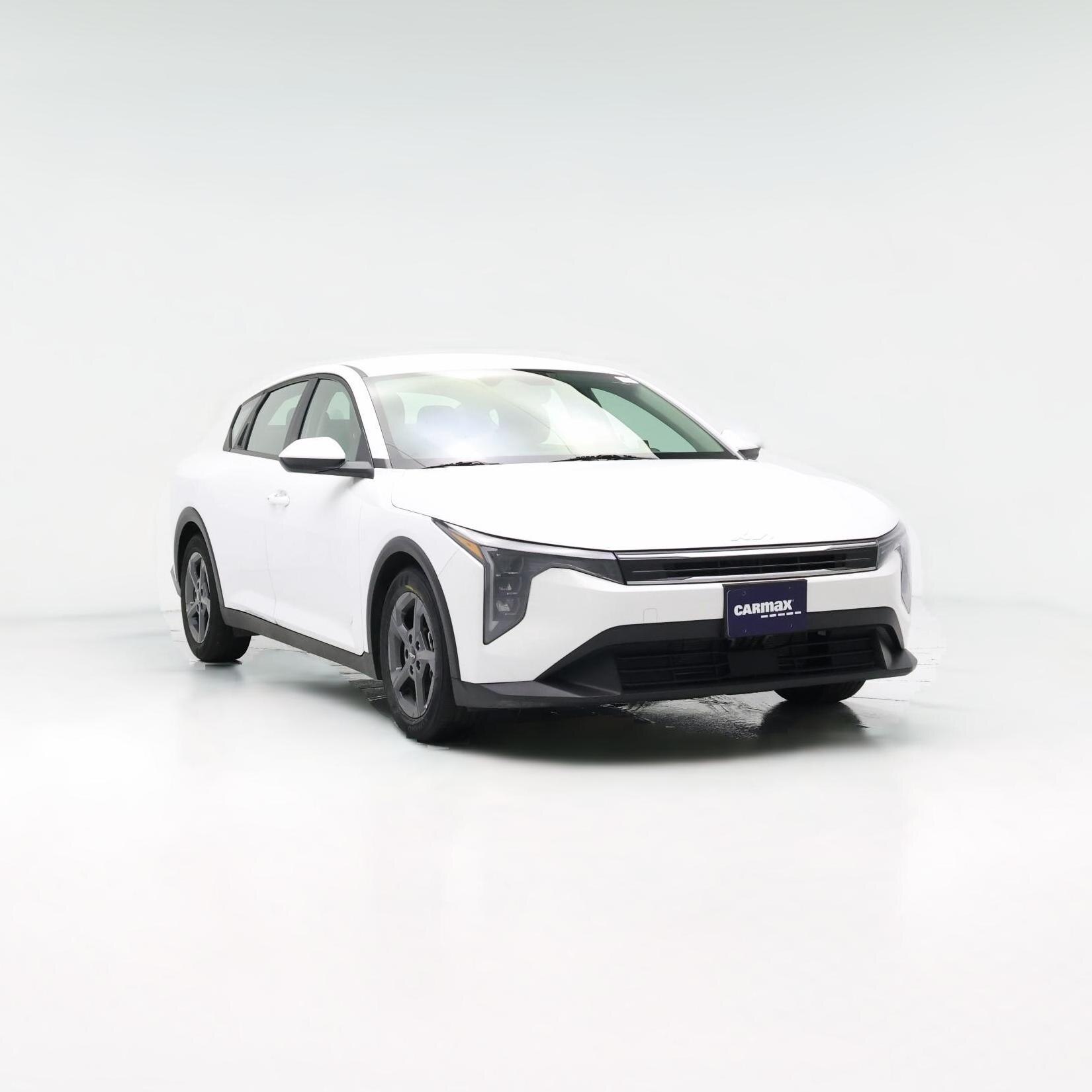 Thumbnail: 2025 Kia K4 - 1
