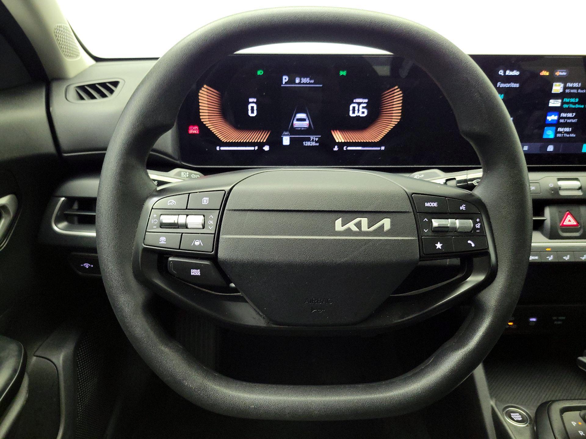 Thumbnail: 2025 Kia K4 - 10