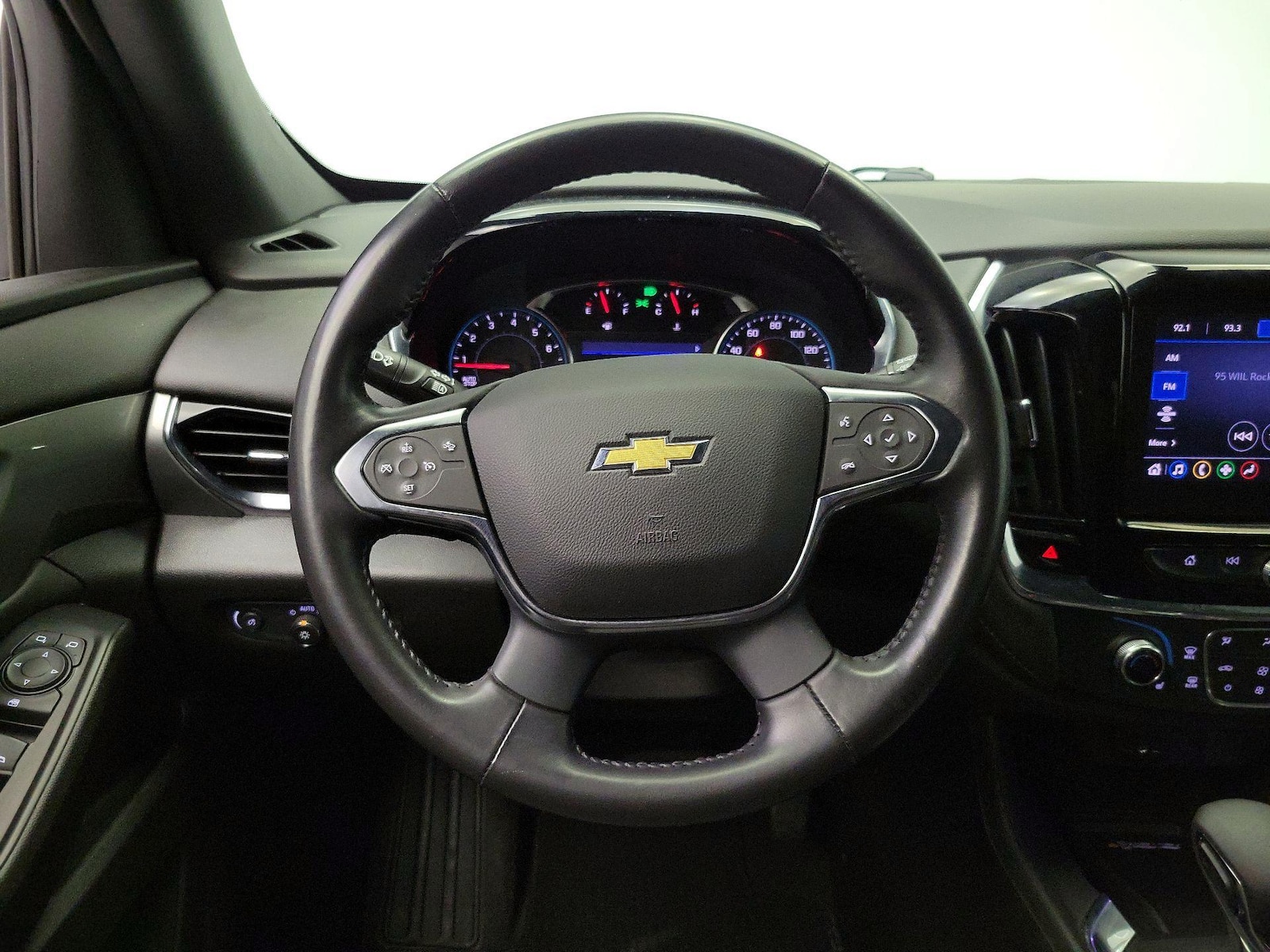 2022 Chevrolet Traverse 1LT - Photo 11