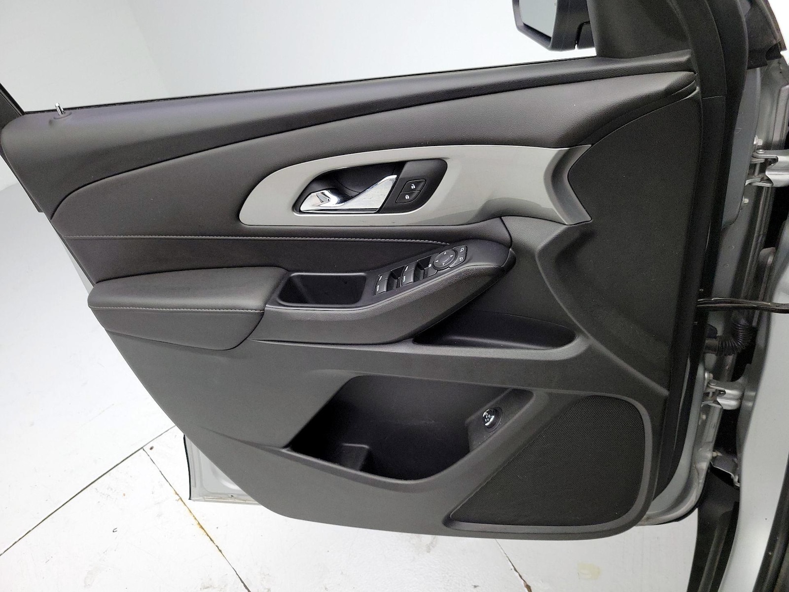 2022 Chevrolet Traverse 1LT - Photo 13