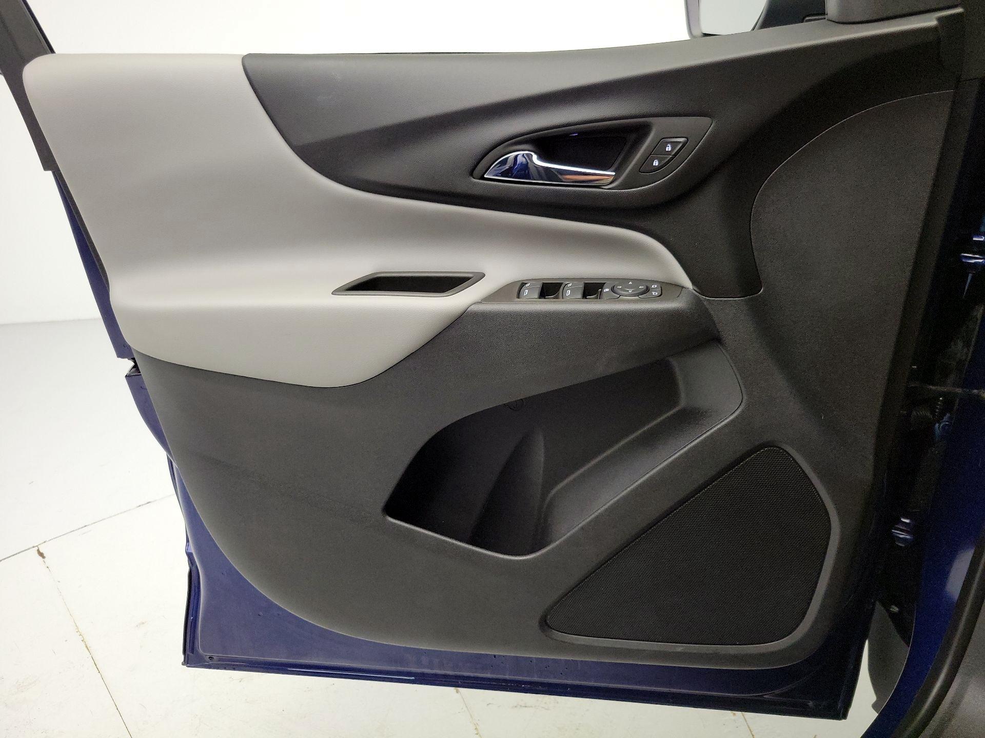 Thumbnail: 2023 Chevrolet Equinox - 12