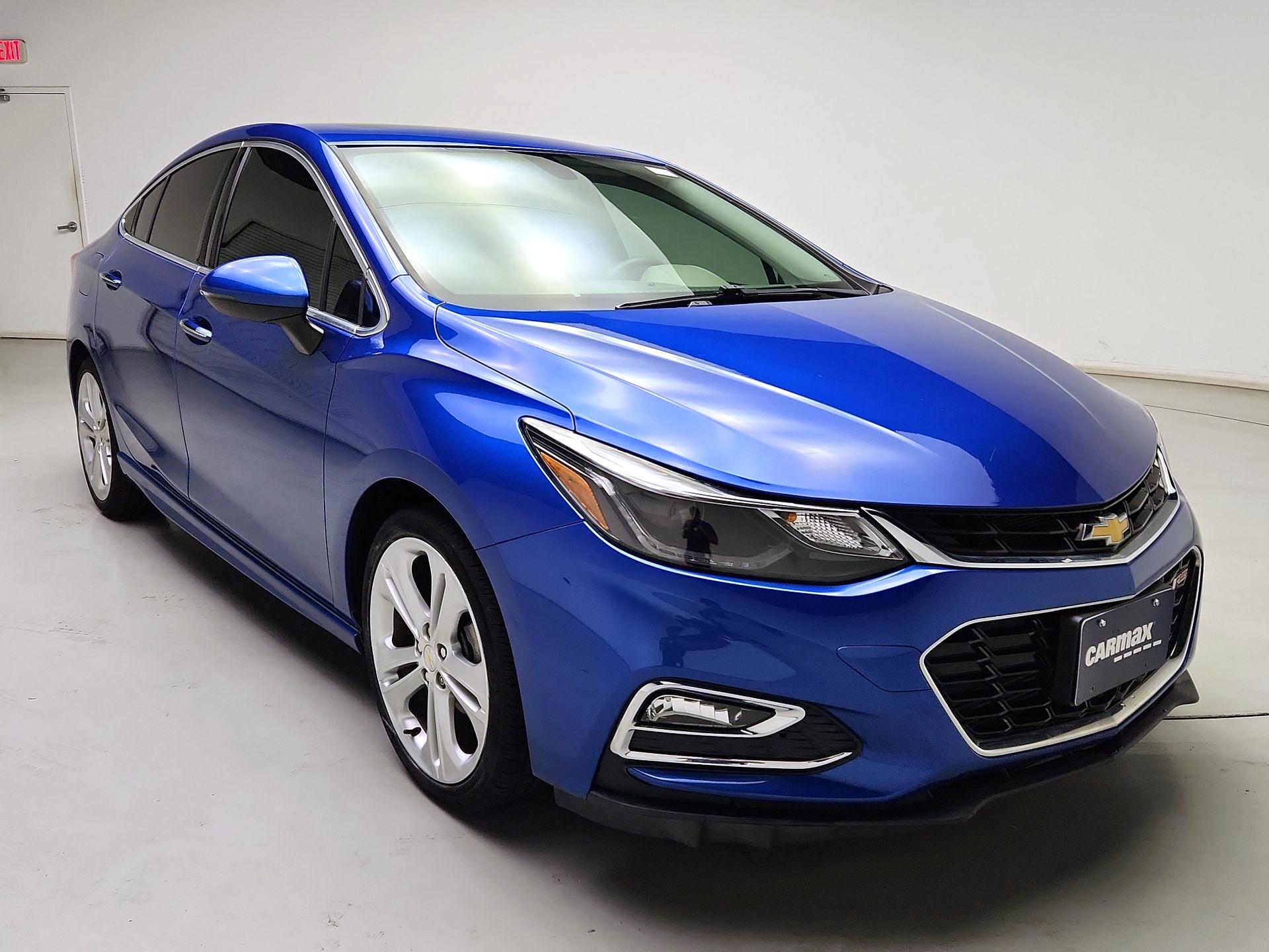 Thumbnail: 2017 Chevrolet Cruze - 1
