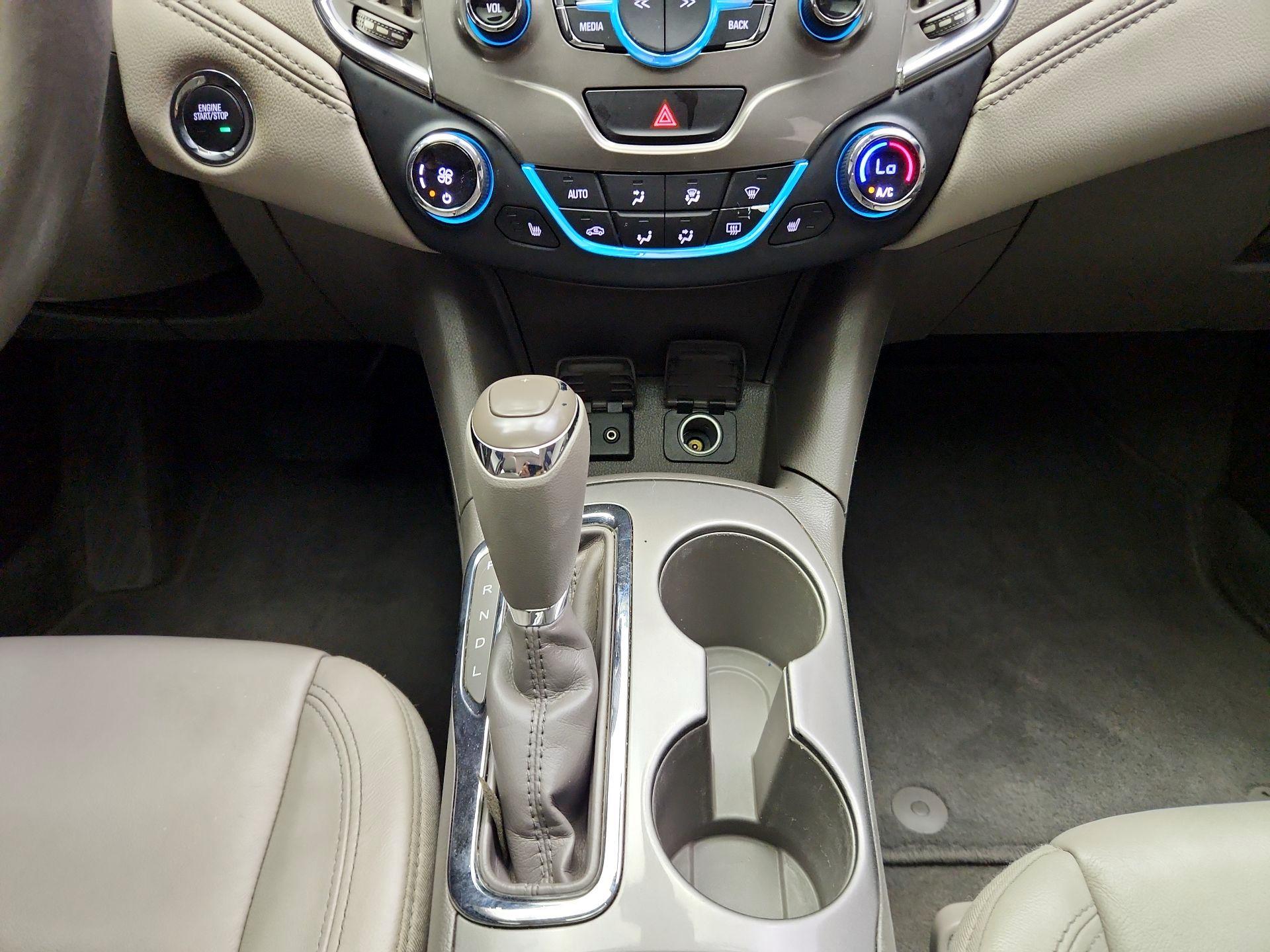 Thumbnail: 2017 Chevrolet Cruze - 16