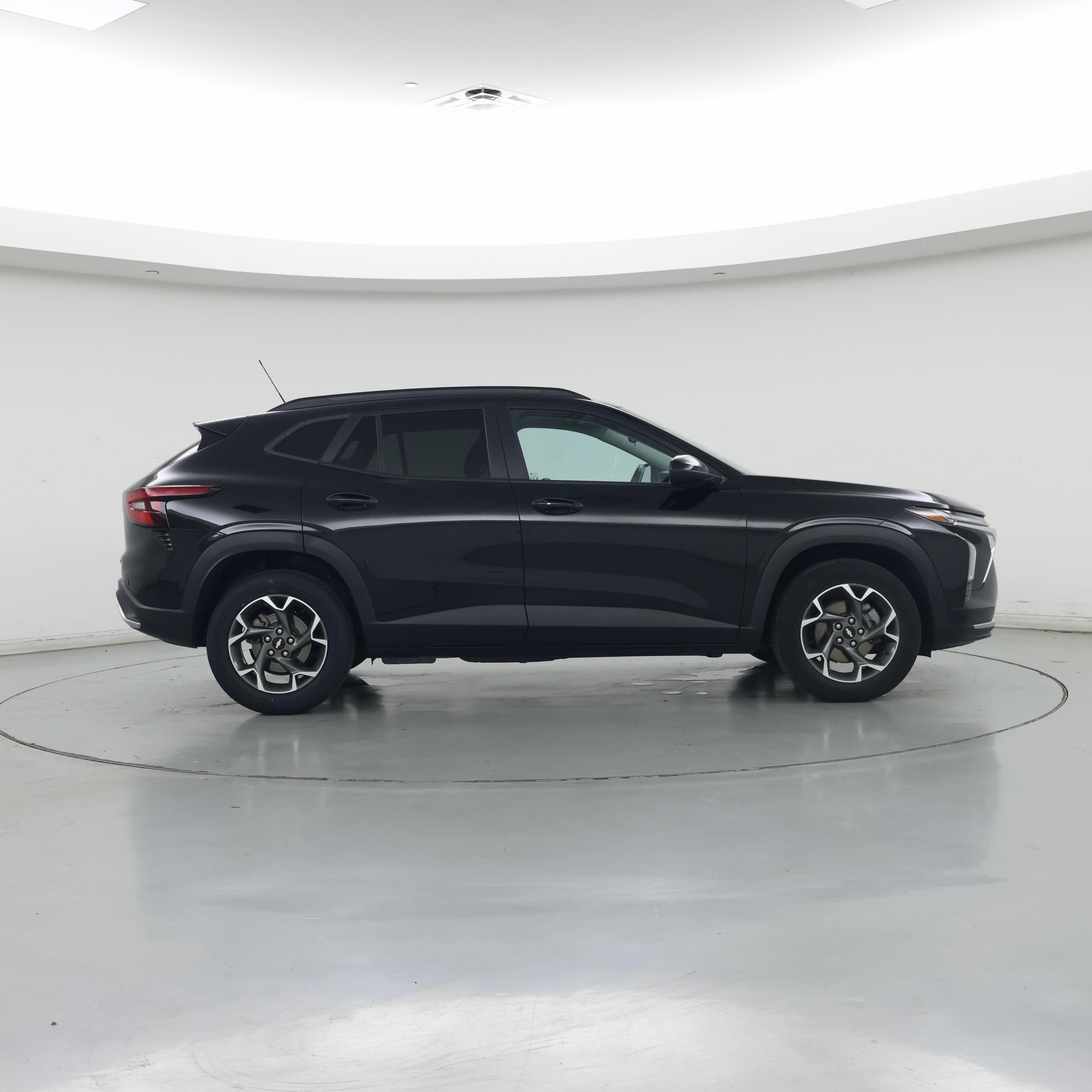 Thumbnail: 2024 Chevrolet Trax - 7