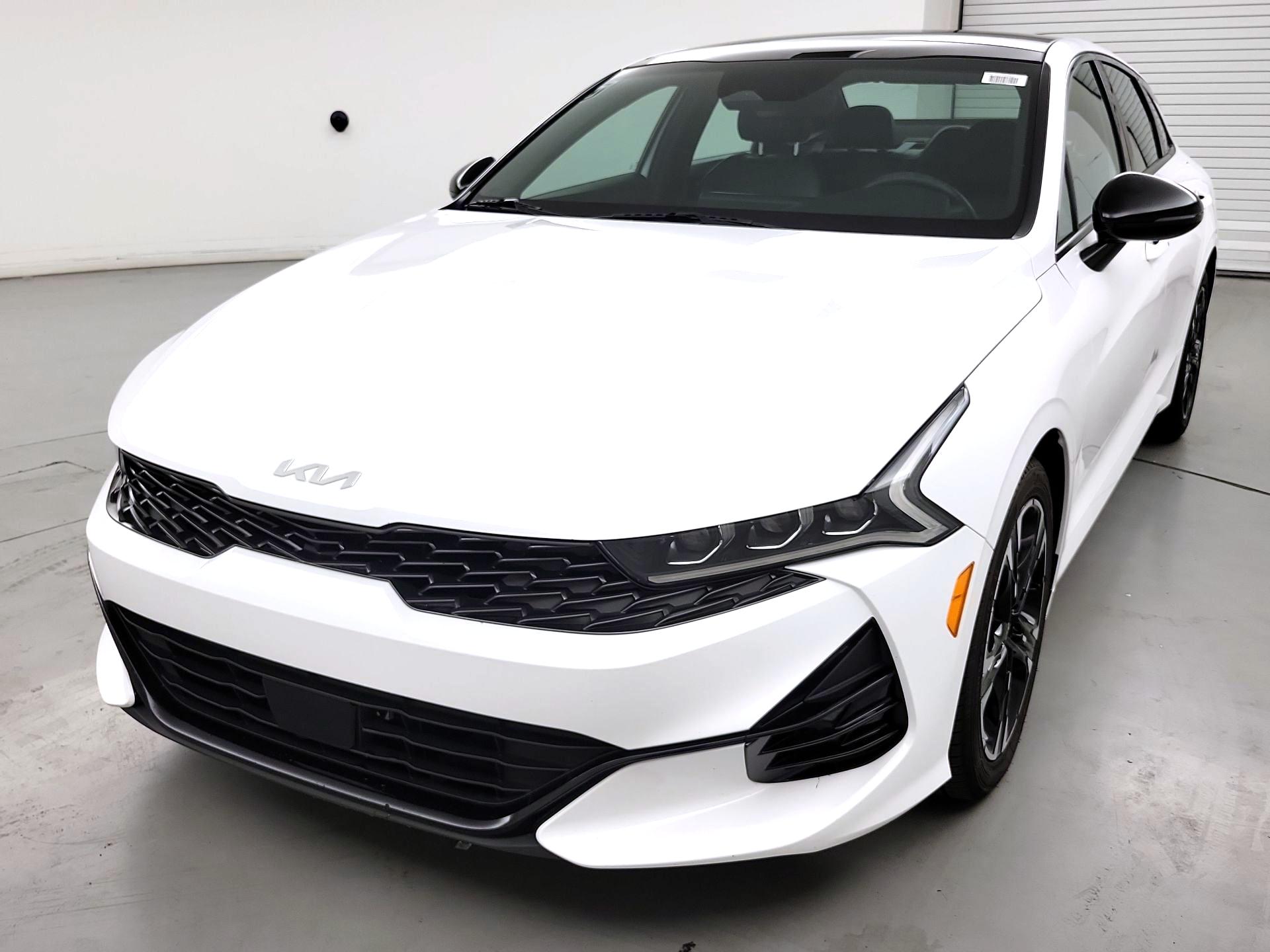 Thumbnail: 2024 Kia K5 - 3
