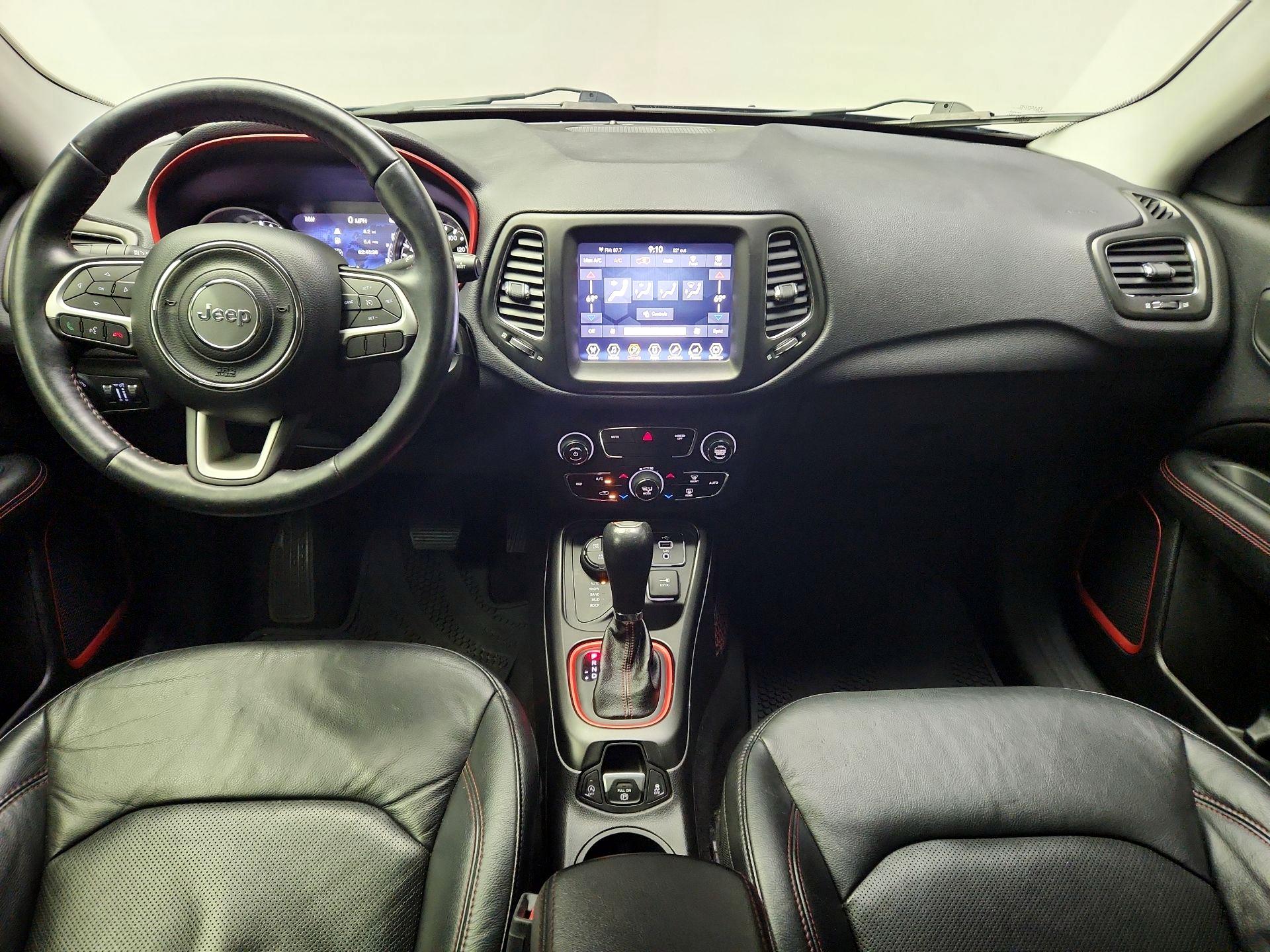 Thumbnail: 2017 Jeep Compass - 8