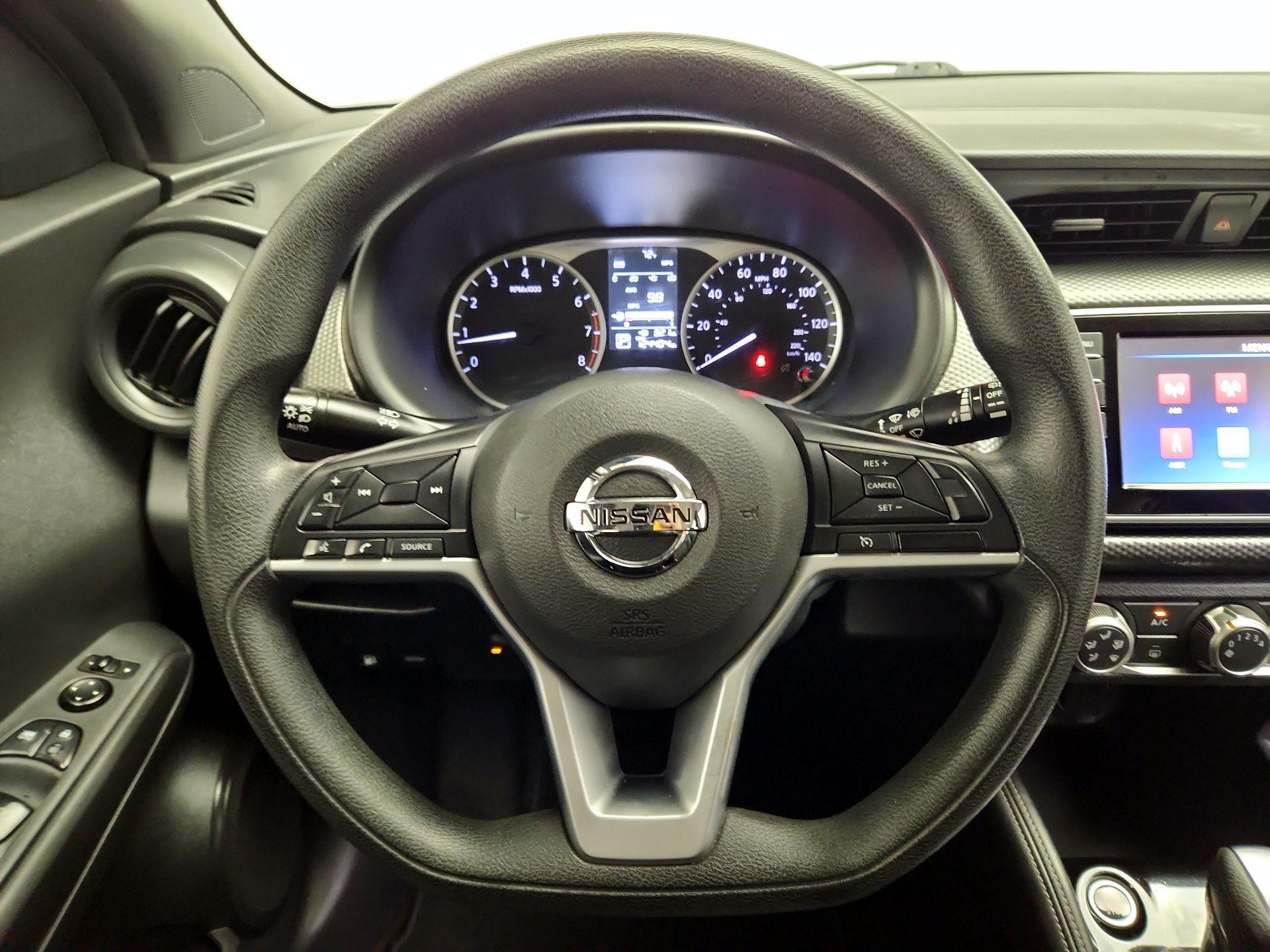 Thumbnail: 2019 Nissan Kicks - 10