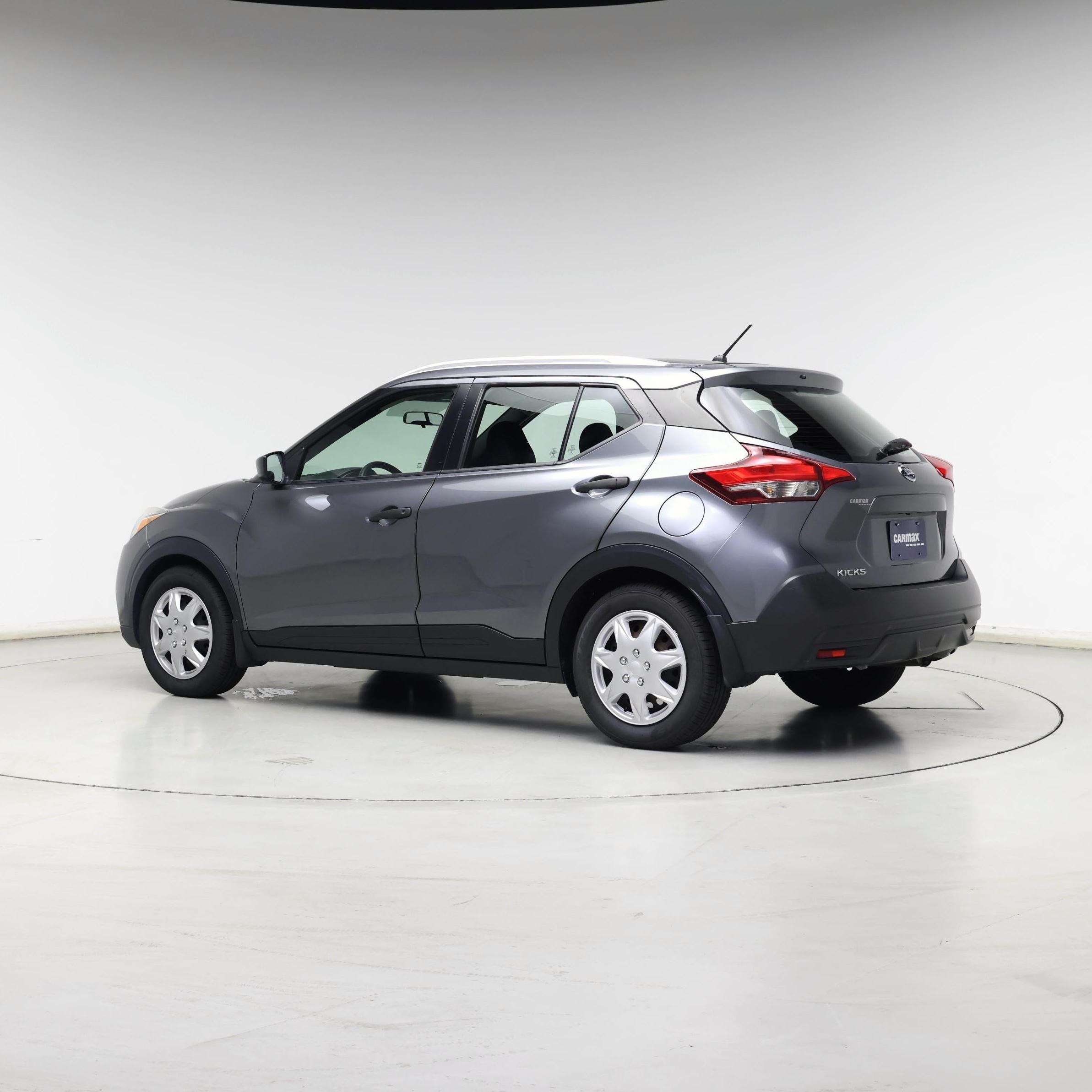 Thumbnail: 2019 Nissan Kicks - 2