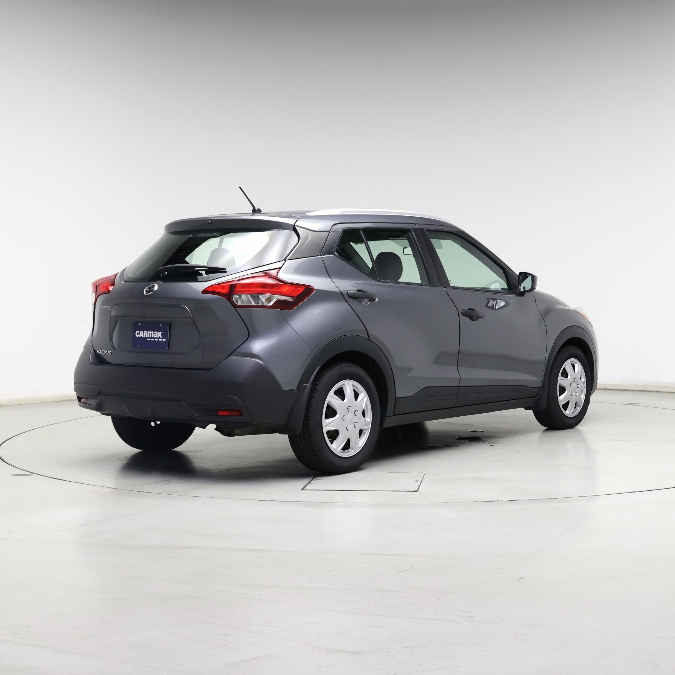 Thumbnail: 2019 Nissan Kicks - 8