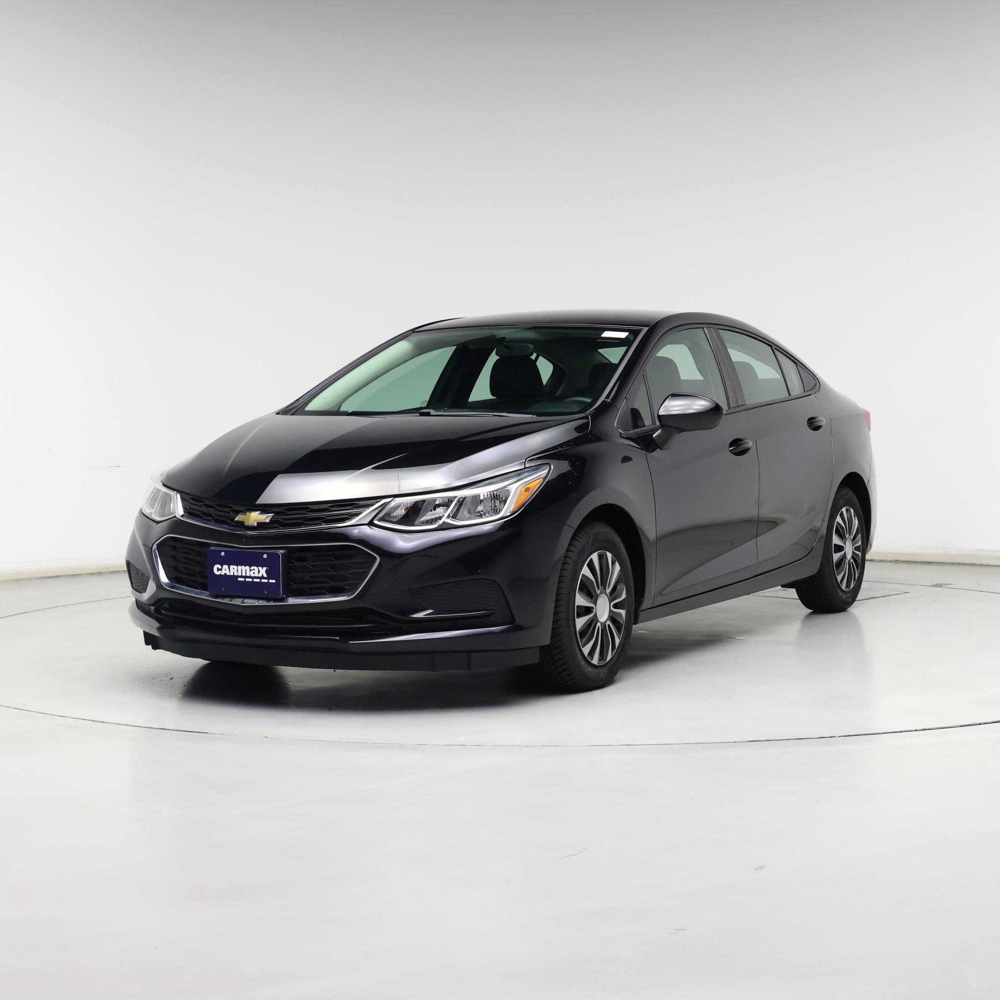 Thumbnail: 2017 Chevrolet Cruze - 4