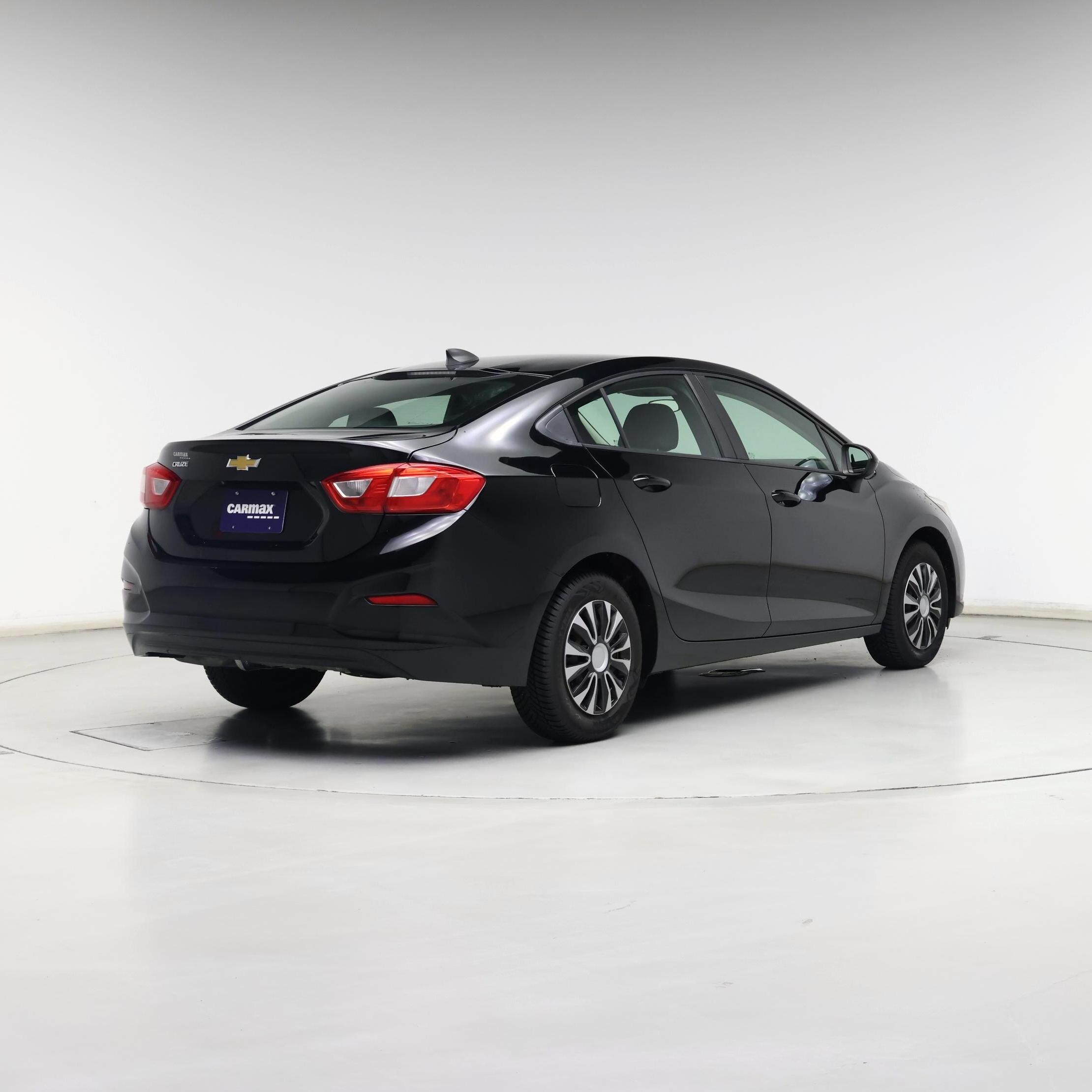 Thumbnail: 2017 Chevrolet Cruze - 8