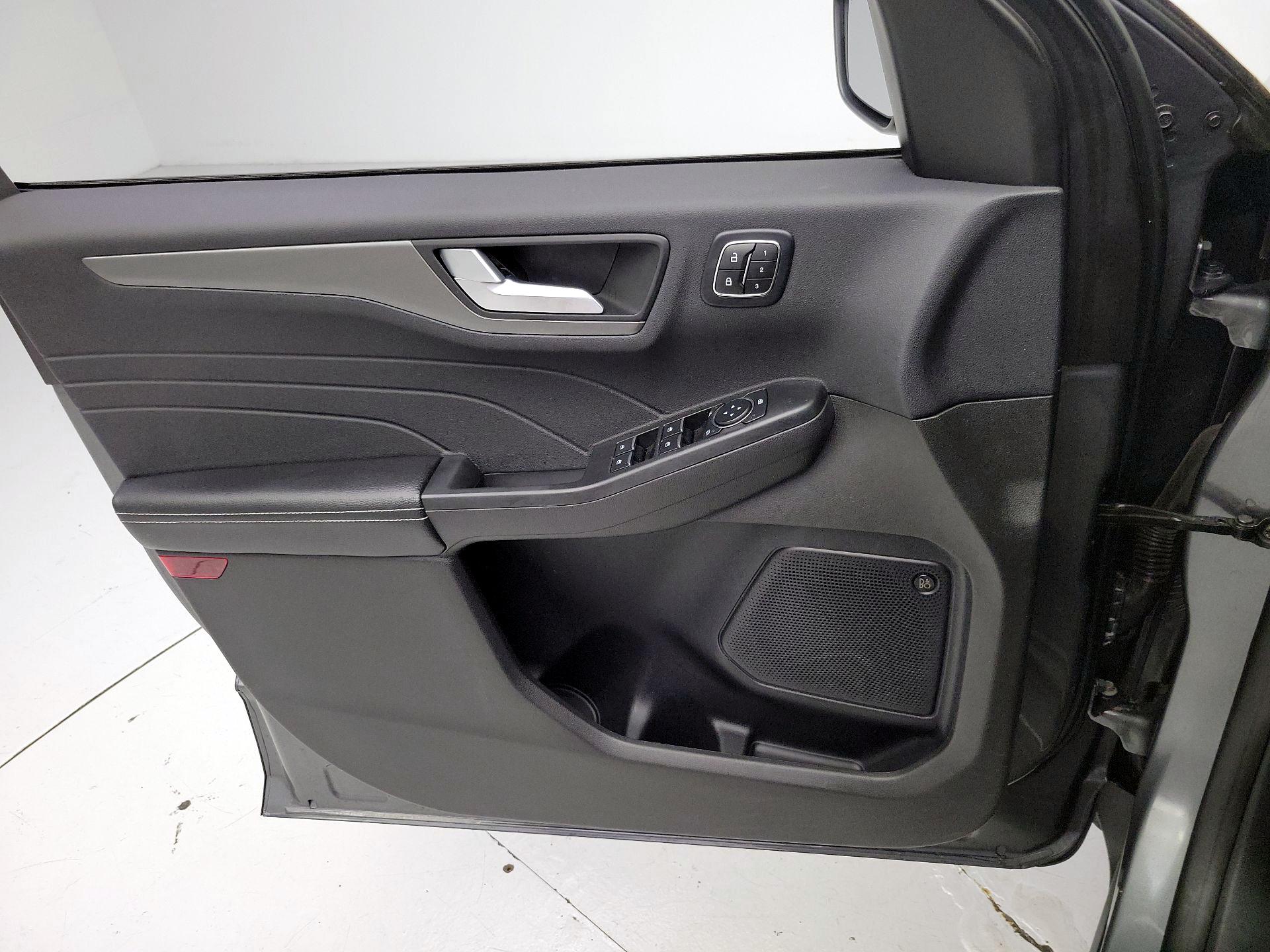Thumbnail: 2023 Ford Escape - 12