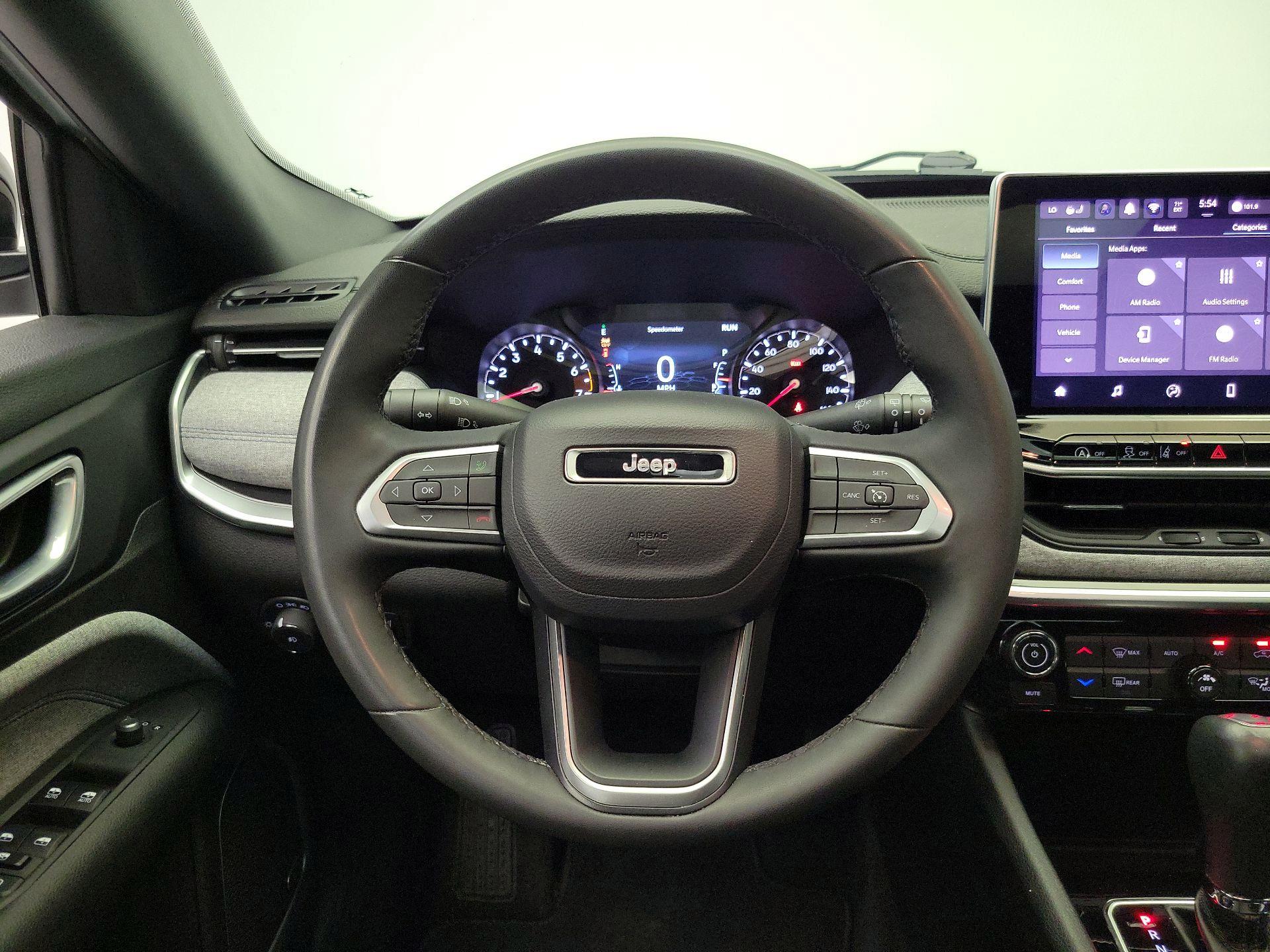 Thumbnail: 2024 Jeep Compass - 10