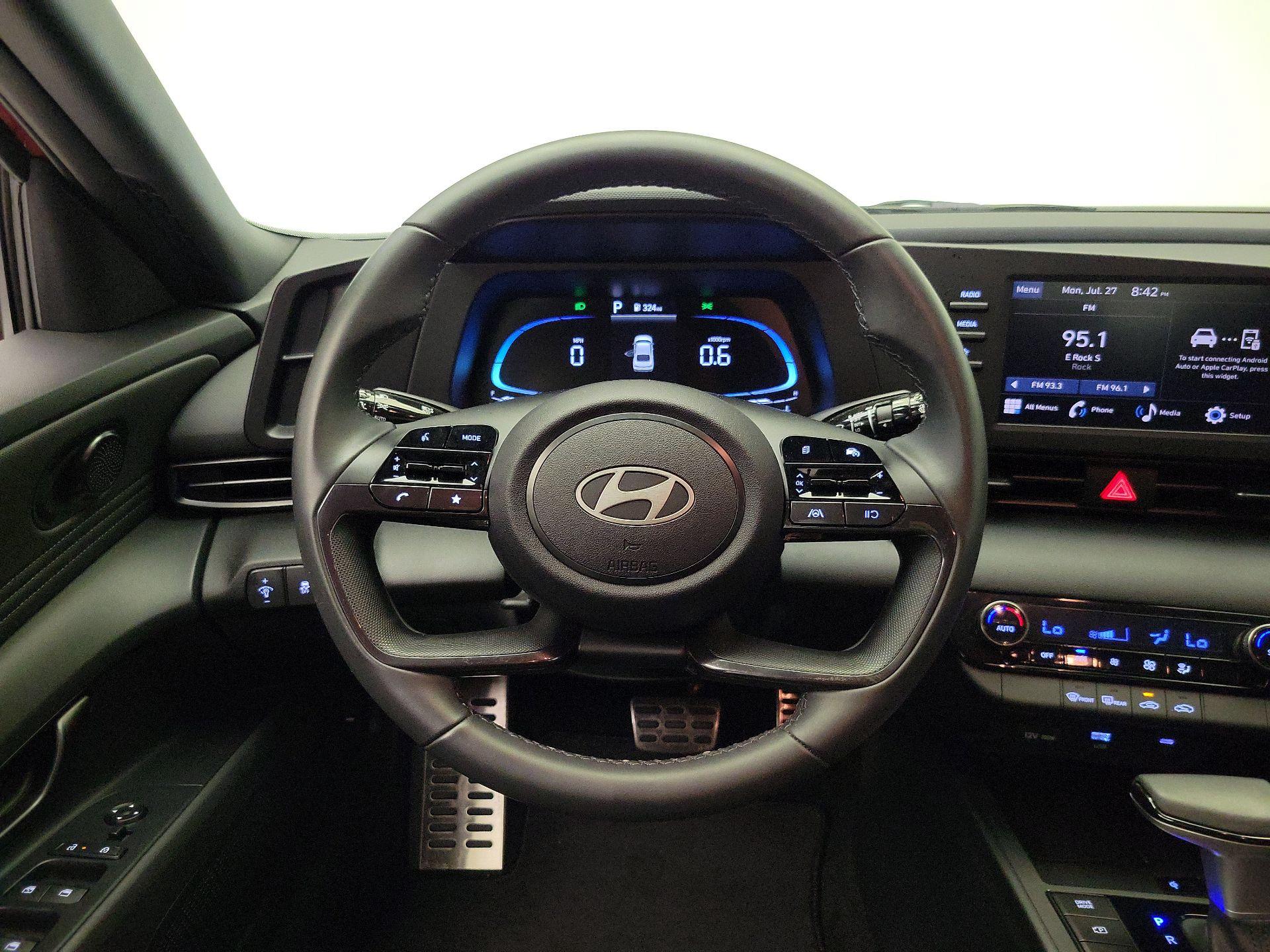 Thumbnail: 2025 Hyundai Elantra - 10