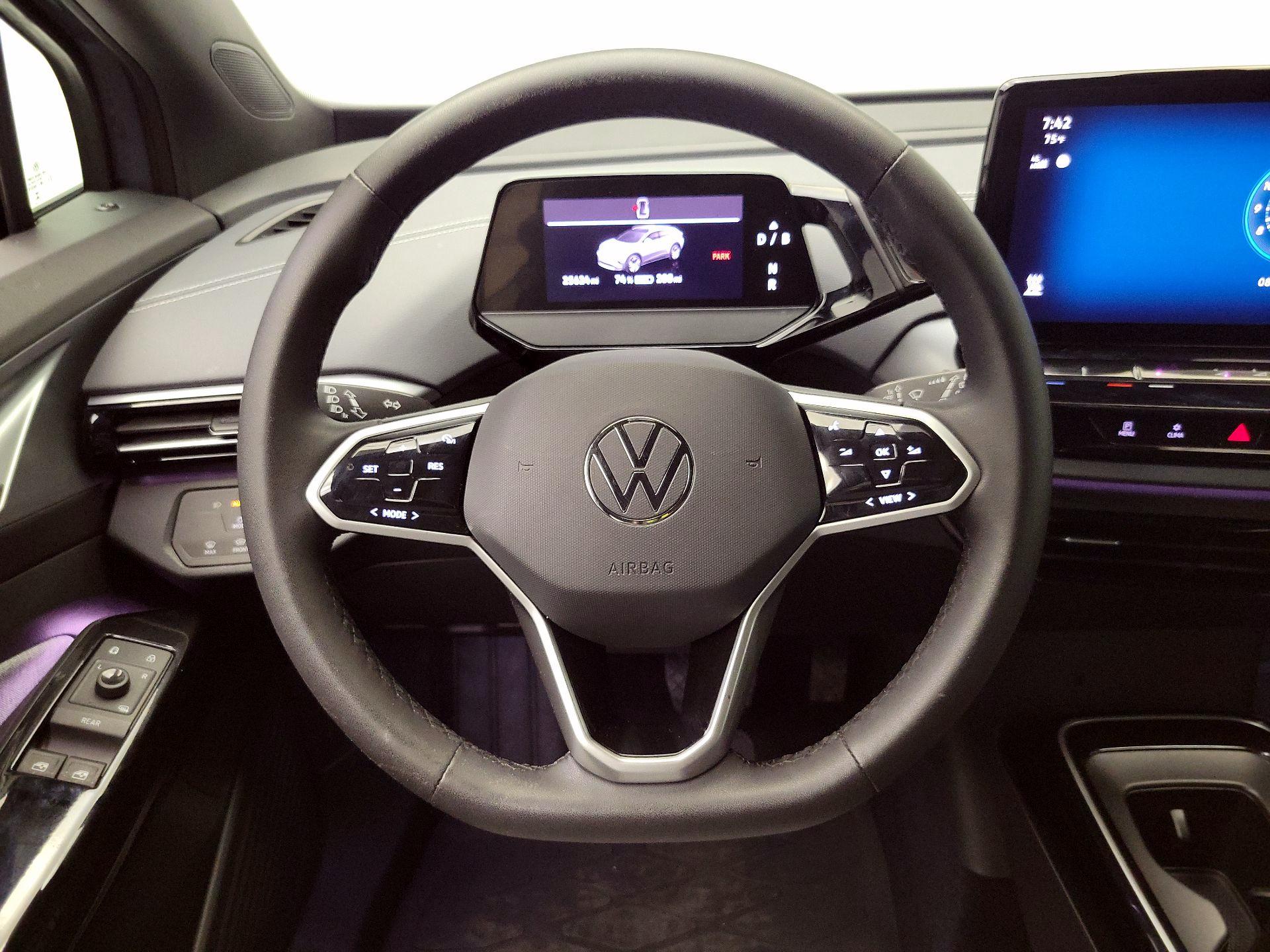 Thumbnail: 2023 Volkswagen ID.4 - 10