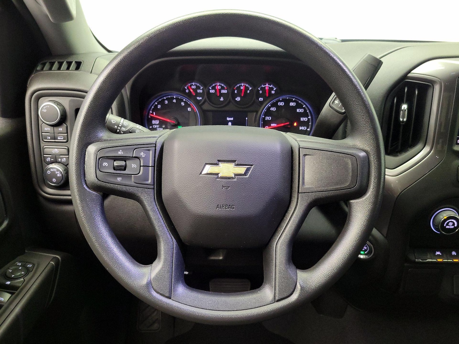 2022 Chevrolet Silverado 1500 Custom - Photo 11