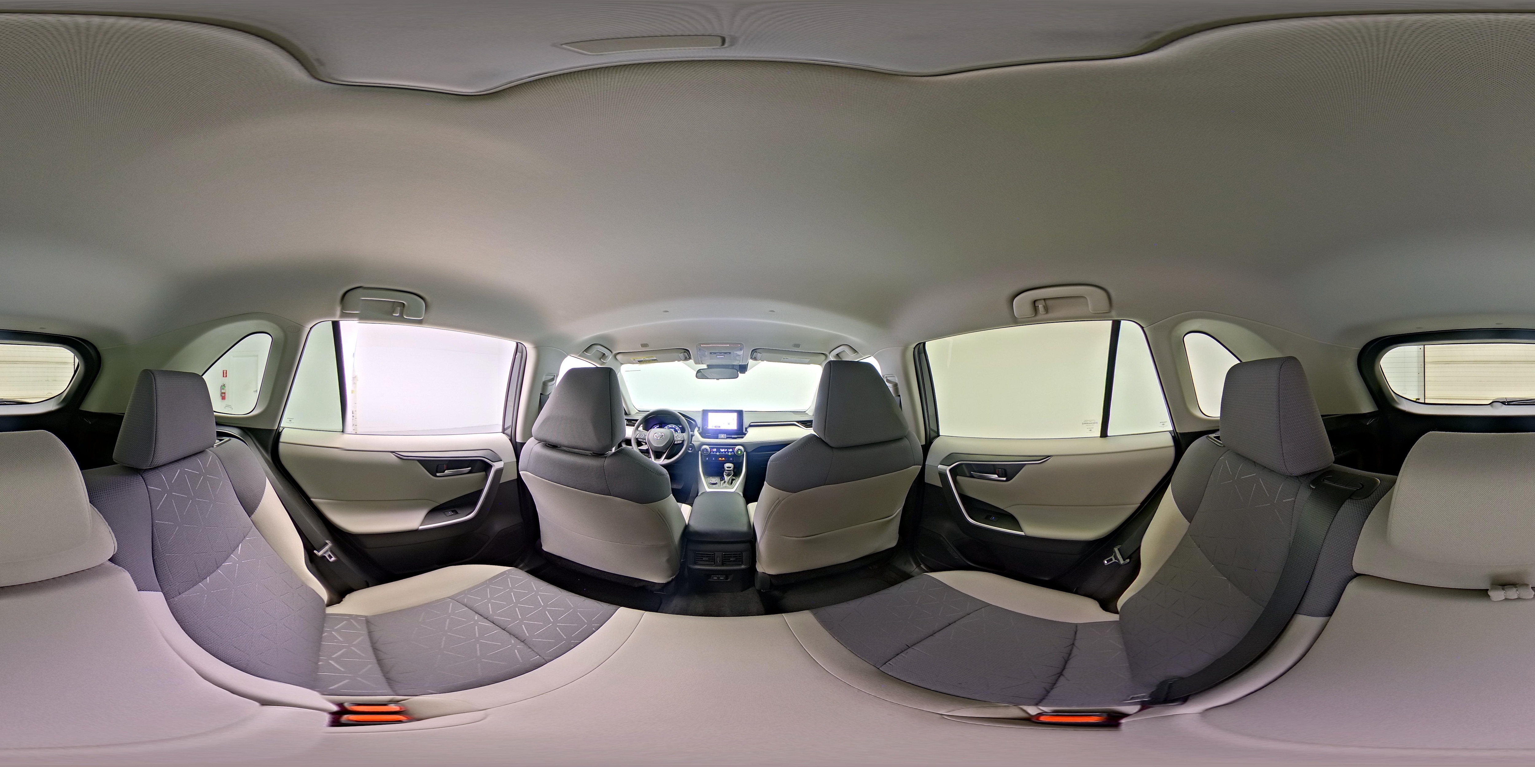2024 Toyota RAV4 XLE - Photo 25