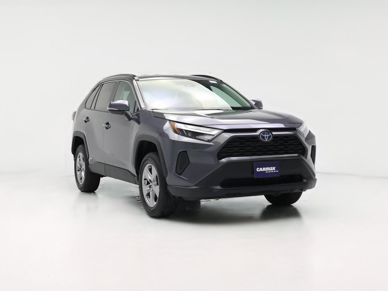 2024 Toyota RAV4 XLE - Photo 1