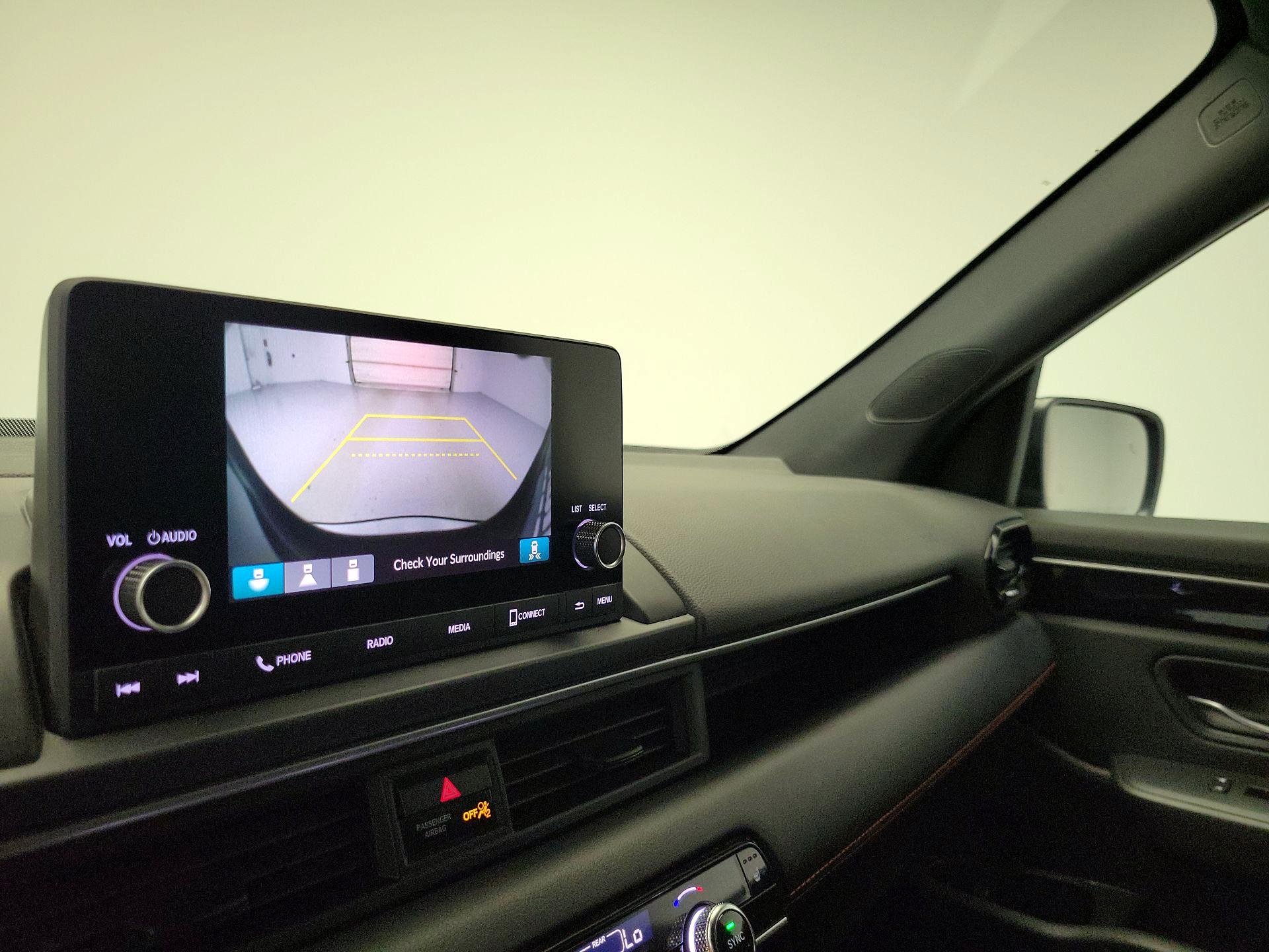 Thumbnail: 2023 Honda Pilot - 14
