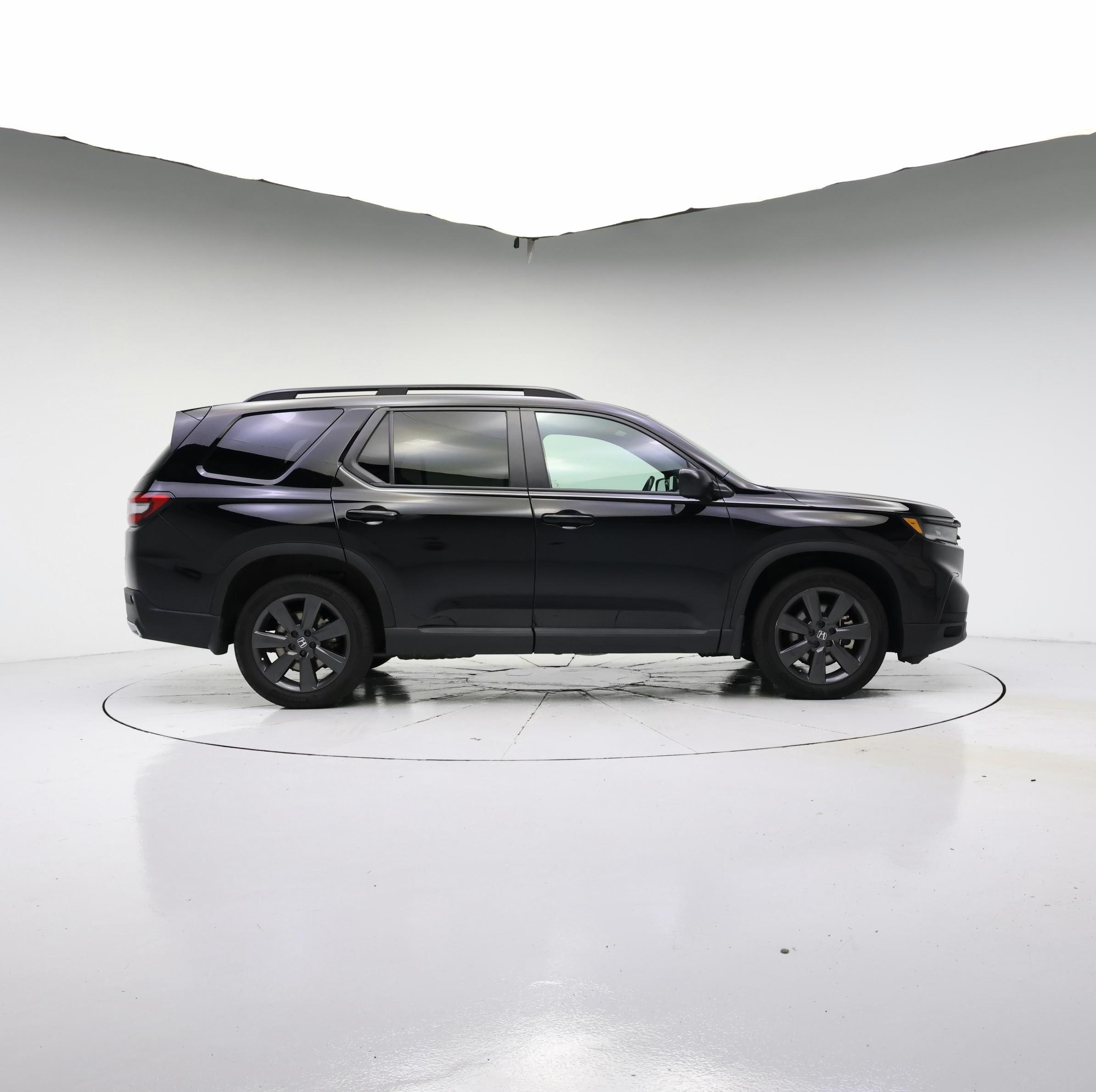 Thumbnail: 2023 Honda Pilot - 7