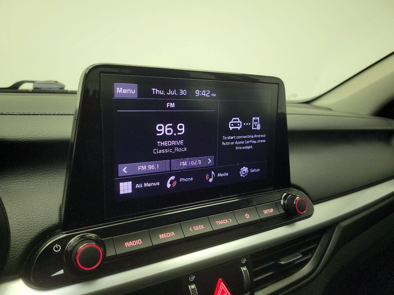 2023 Kia Forte LXS - Photo 16