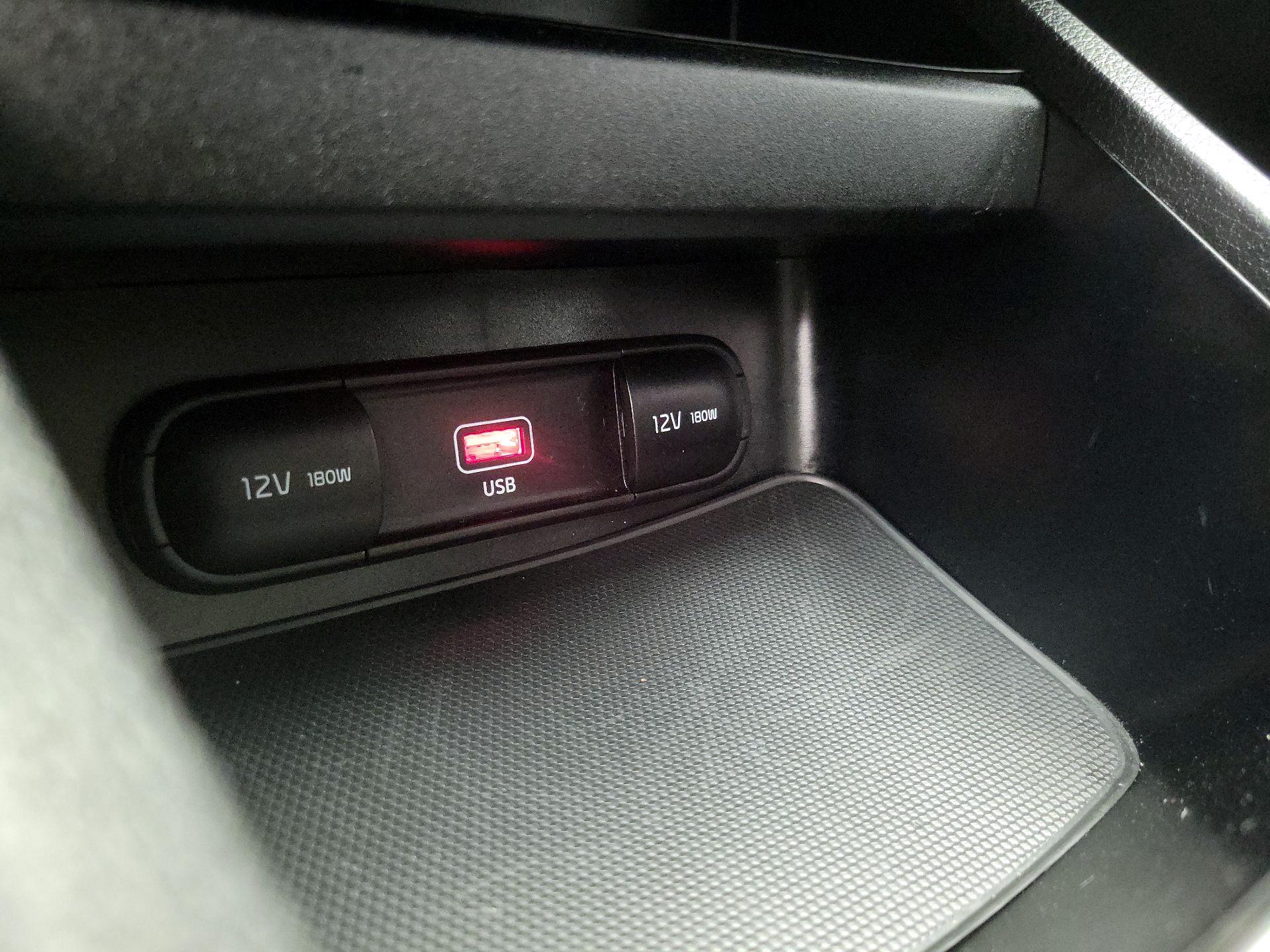 Thumbnail: 2023 Kia Forte - 18