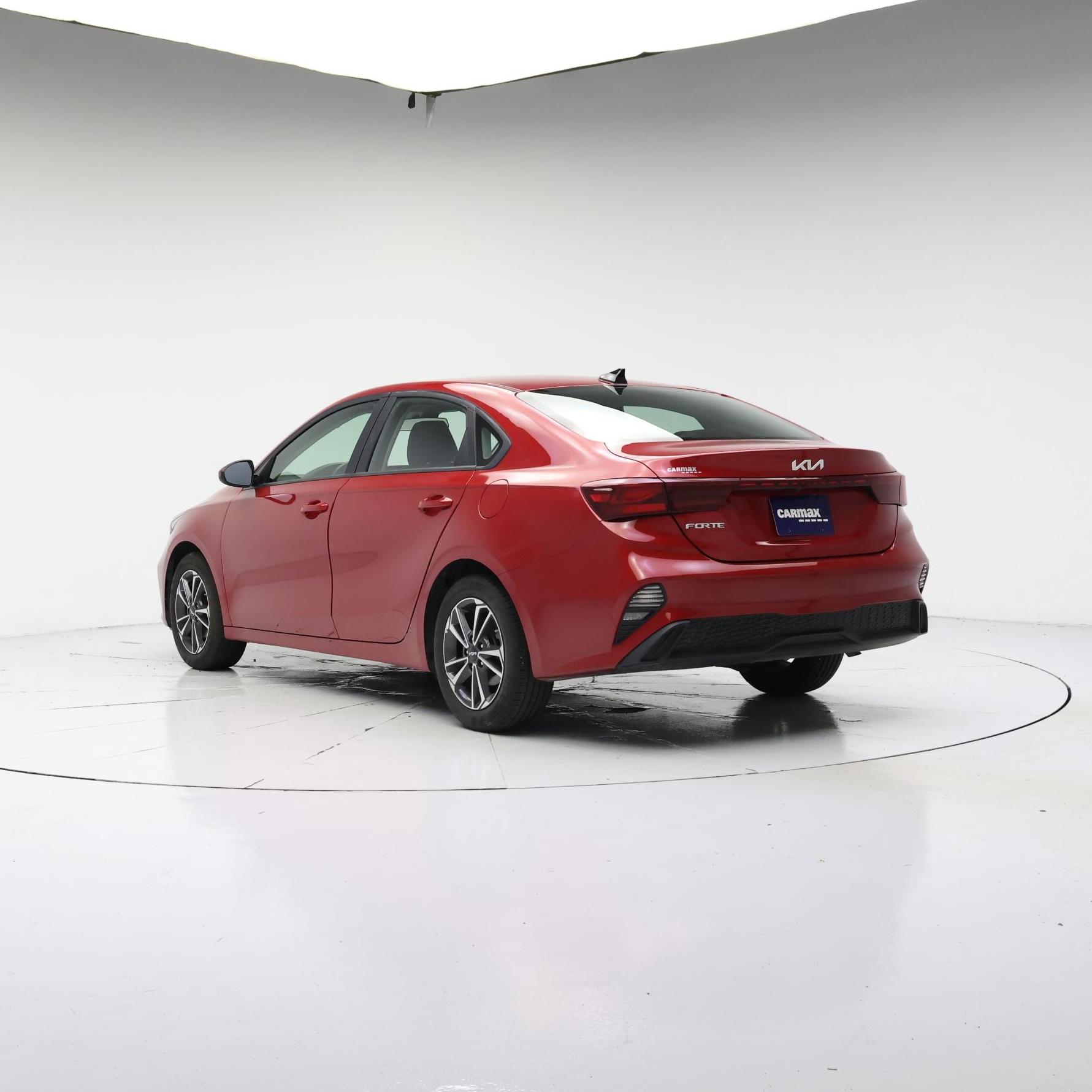 Thumbnail: 2023 Kia Forte - 2