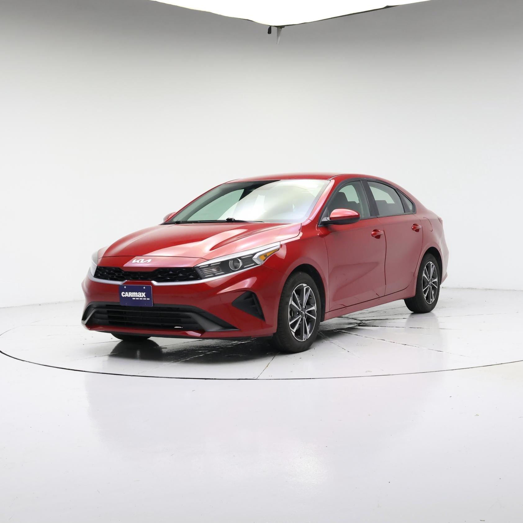 Thumbnail: 2023 Kia Forte - 4