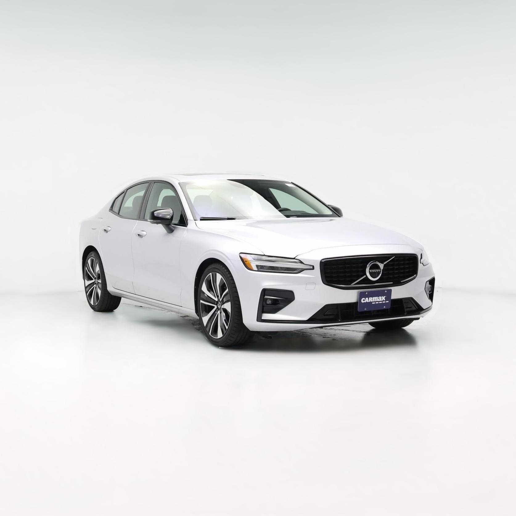 Thumbnail: 2022 Volvo S60 - 1