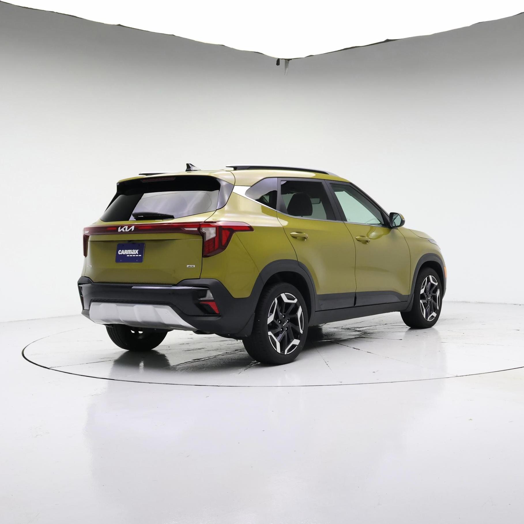 Thumbnail: 2024 Kia Seltos - 8