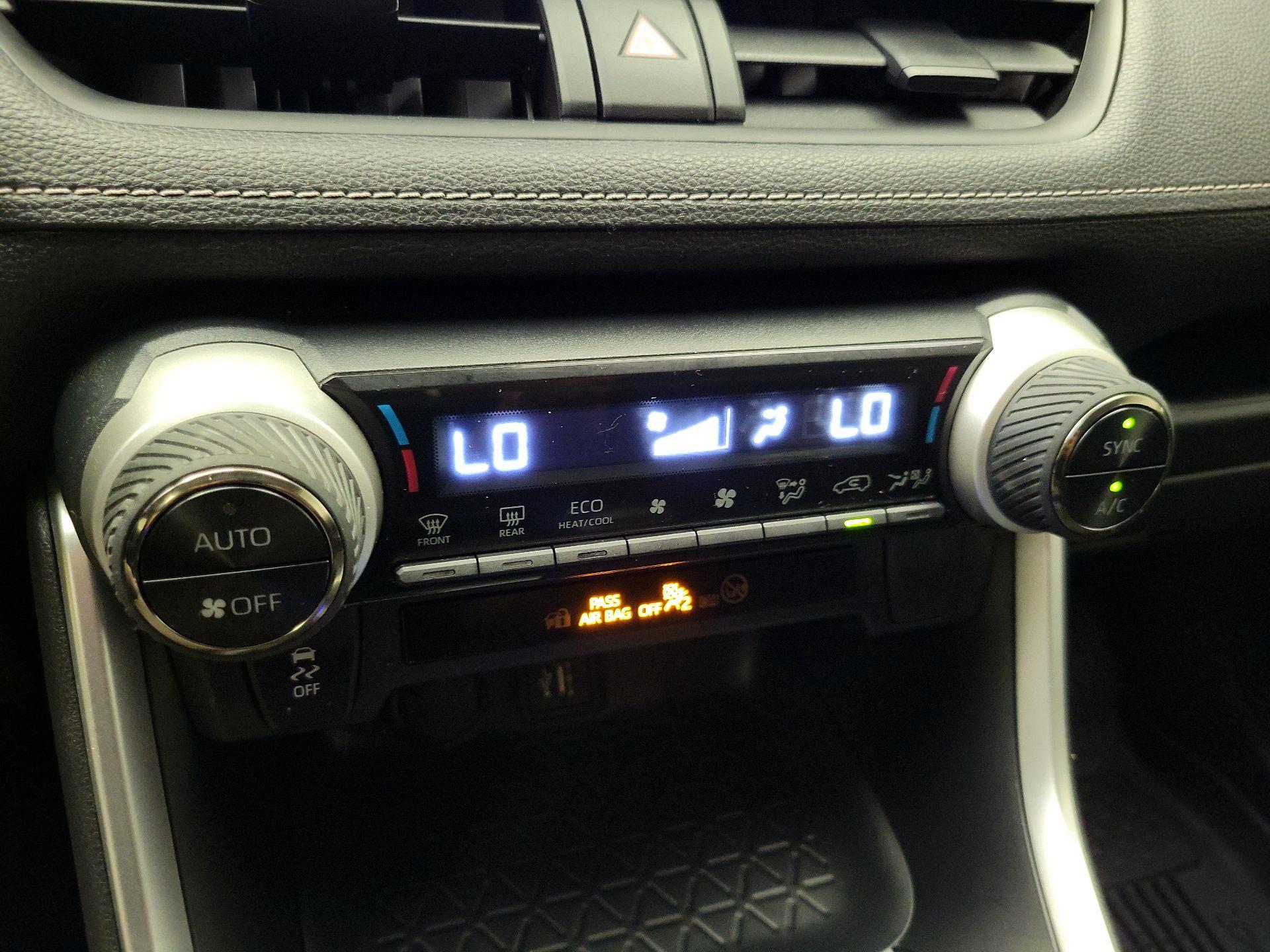 Thumbnail: 2025 Toyota RAV4 - 16
