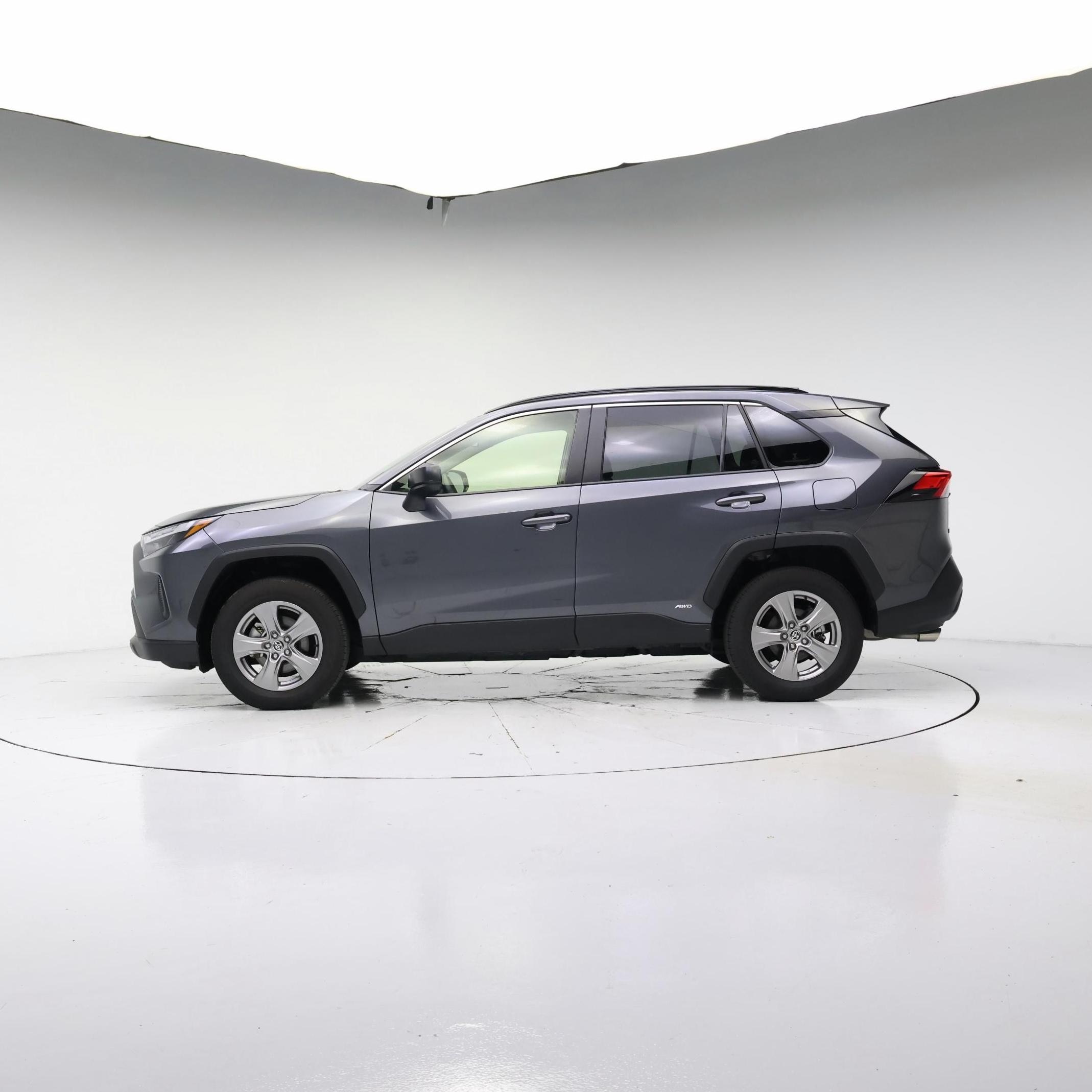 Thumbnail: 2025 Toyota RAV4 - 3