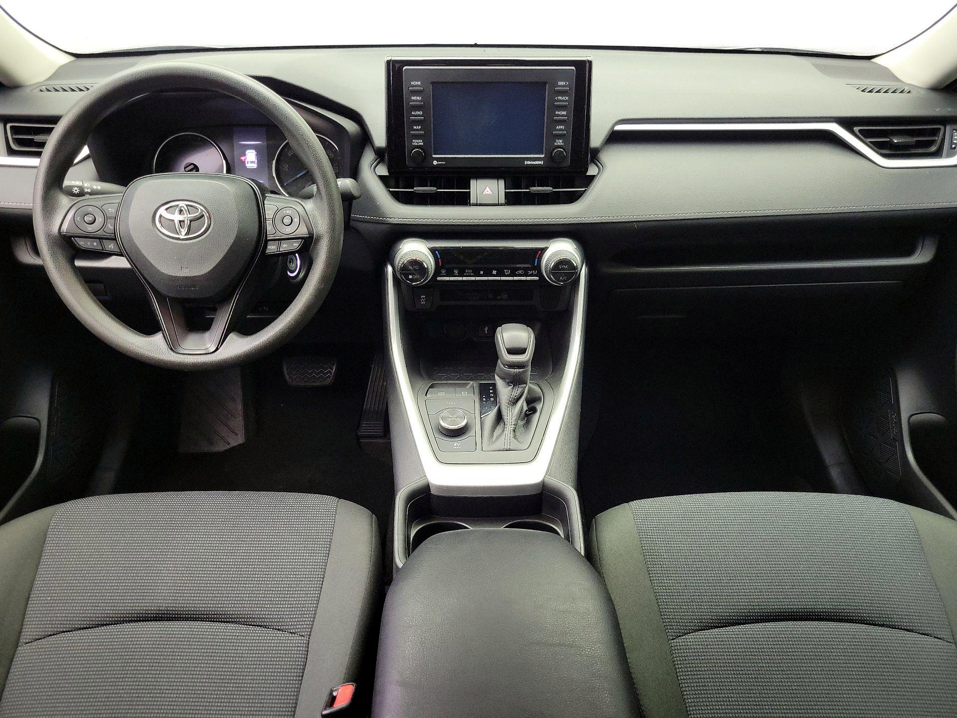 Thumbnail: 2021 Toyota RAV4 - 9