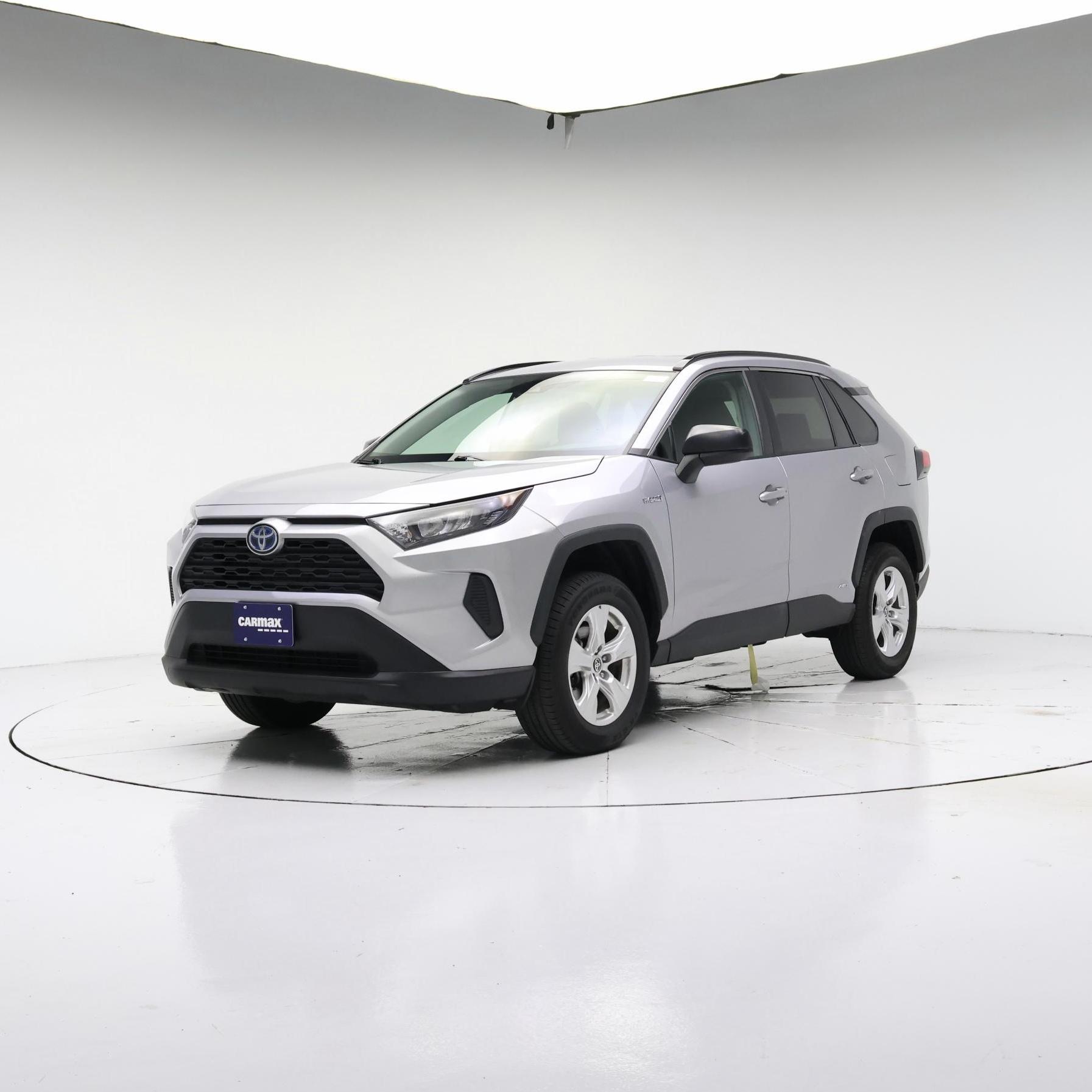 Thumbnail: 2021 Toyota RAV4 - 4