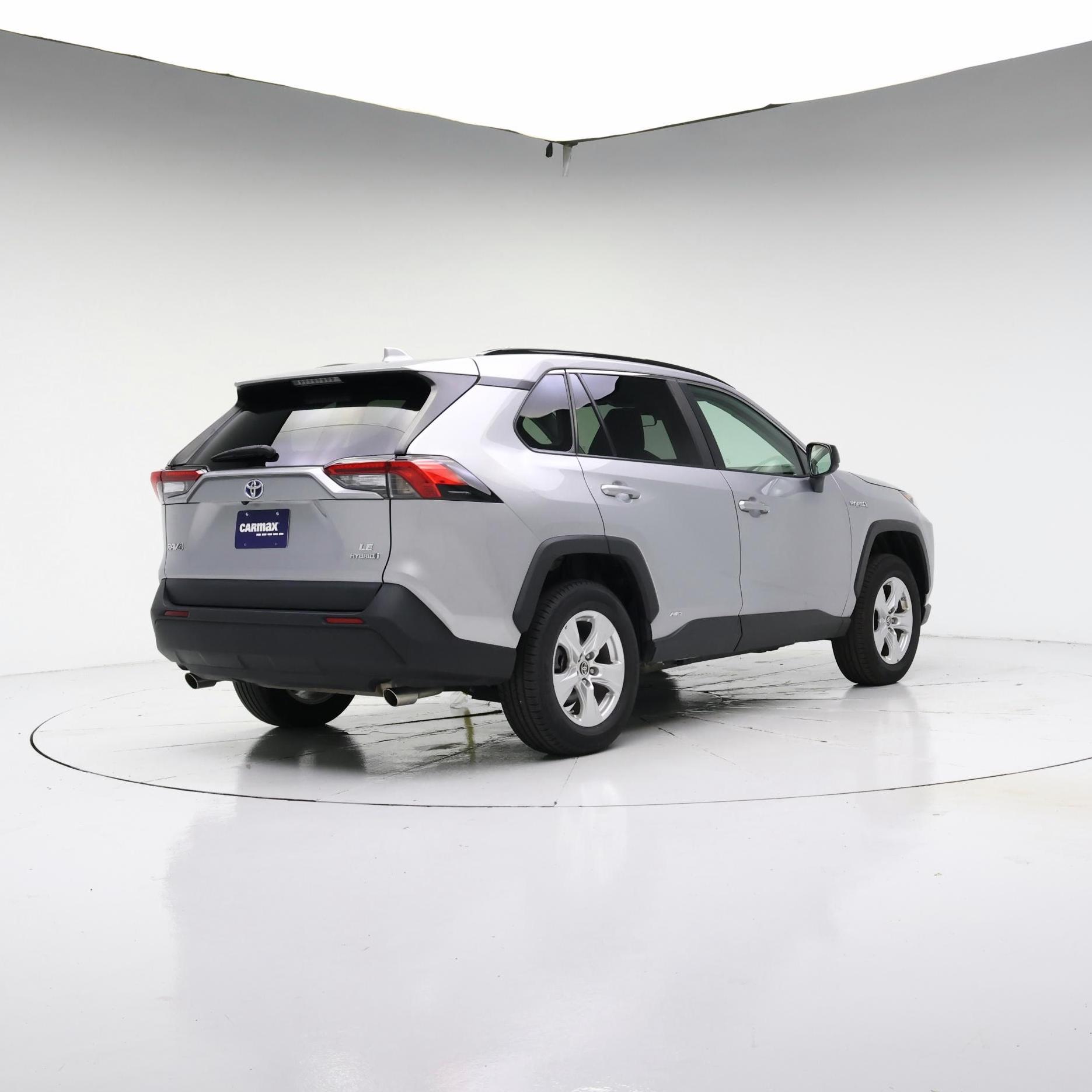 Thumbnail: 2021 Toyota RAV4 - 8