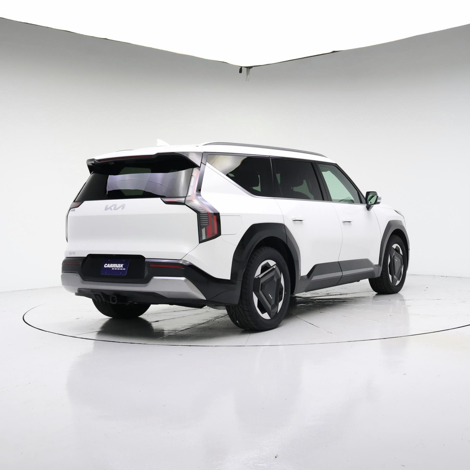 Thumbnail: 2024 Kia EV9 - 8