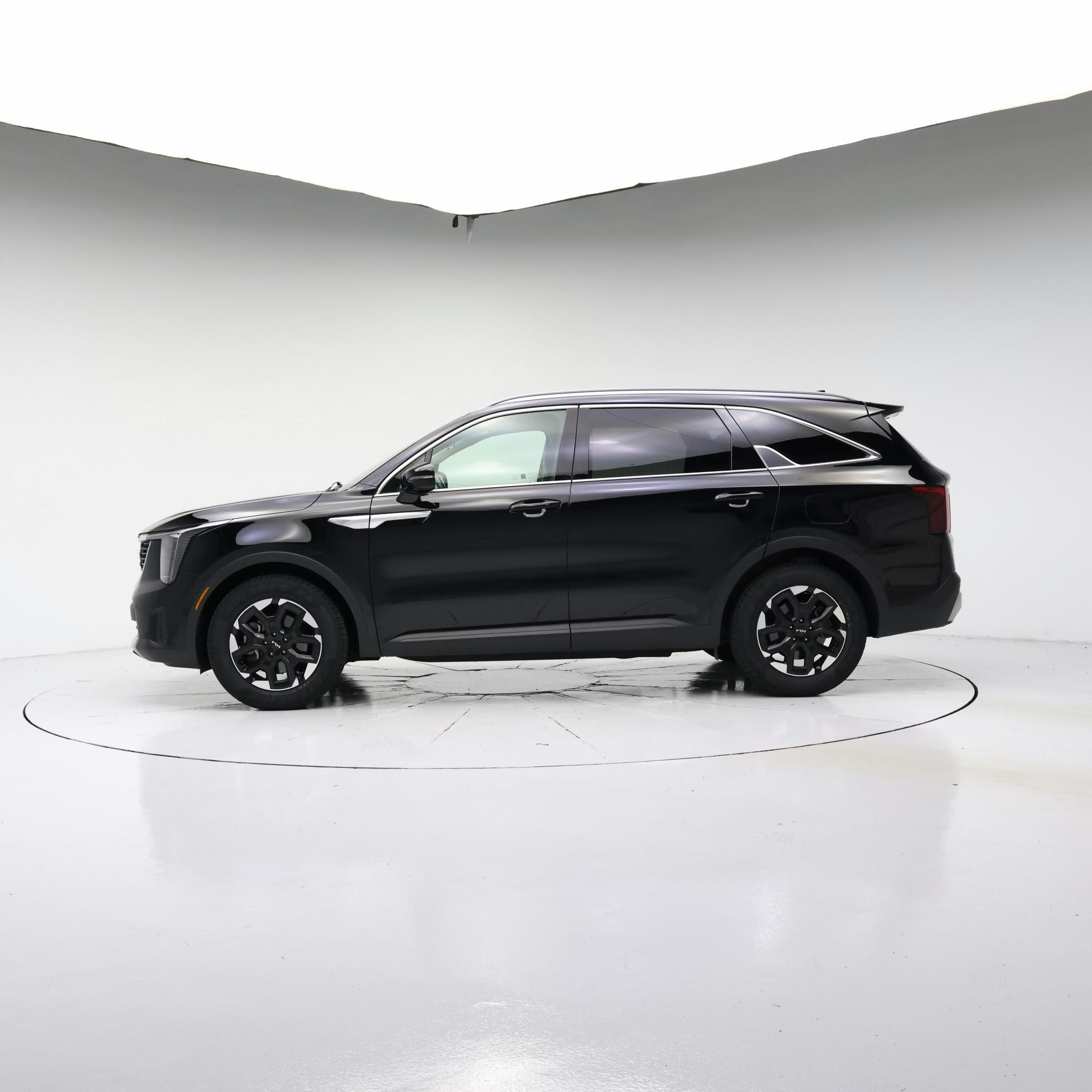 Thumbnail: 2024 Kia Sorento - 3