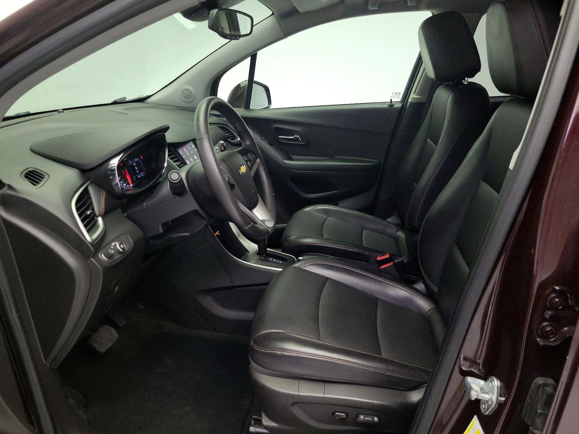 Thumbnail: 2021 Chevrolet Trax - 11