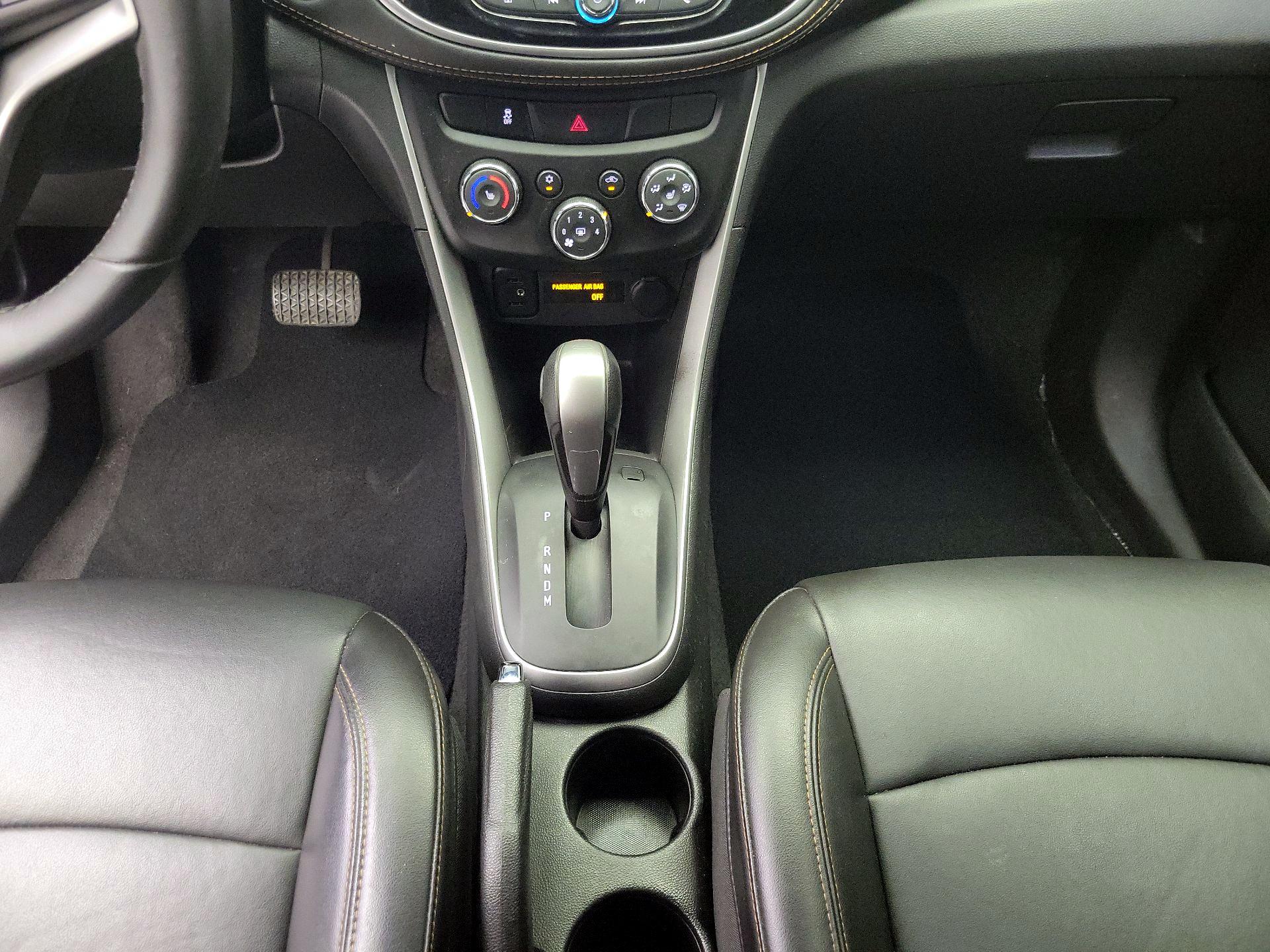 Thumbnail: 2021 Chevrolet Trax - 17
